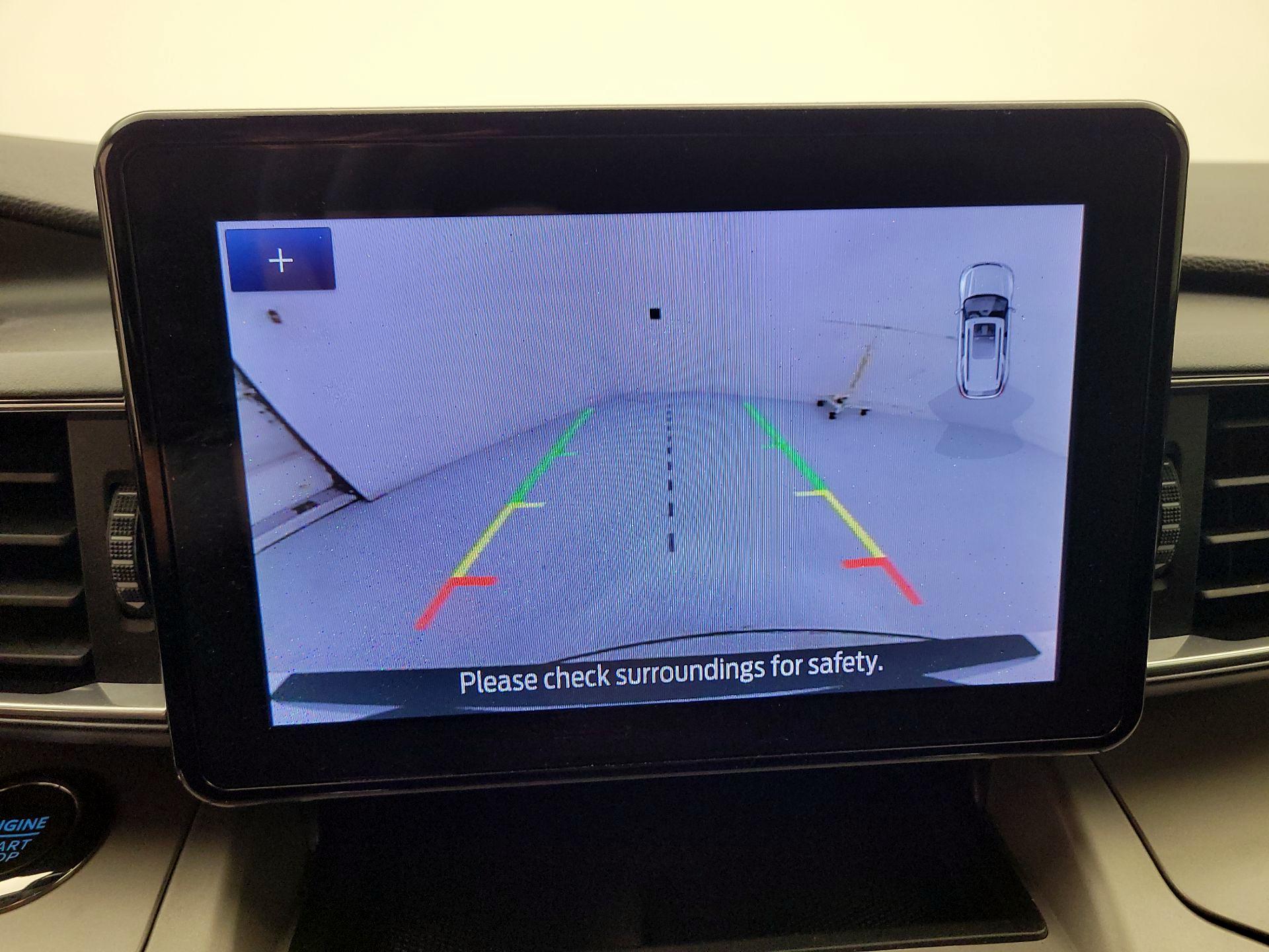 Thumbnail: 2022 Ford Explorer - 14