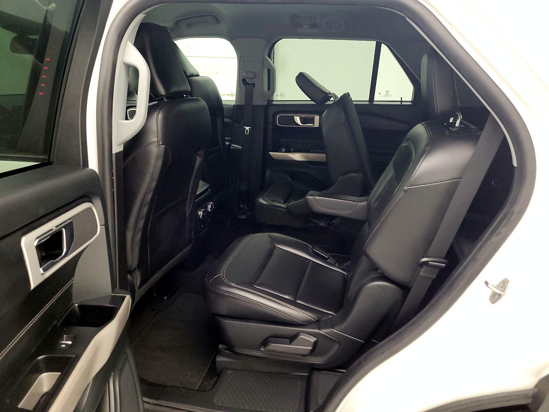 Thumbnail: 2022 Ford Explorer - 18