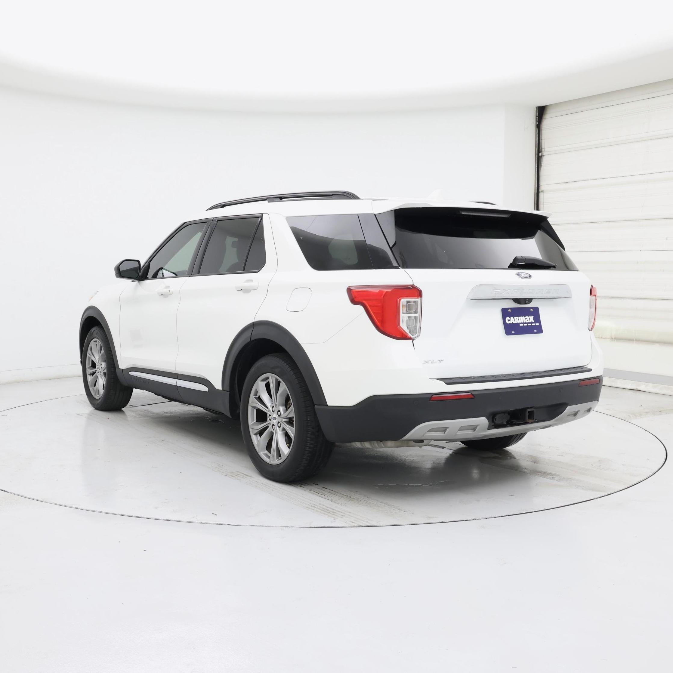 Thumbnail: 2022 Ford Explorer - 2