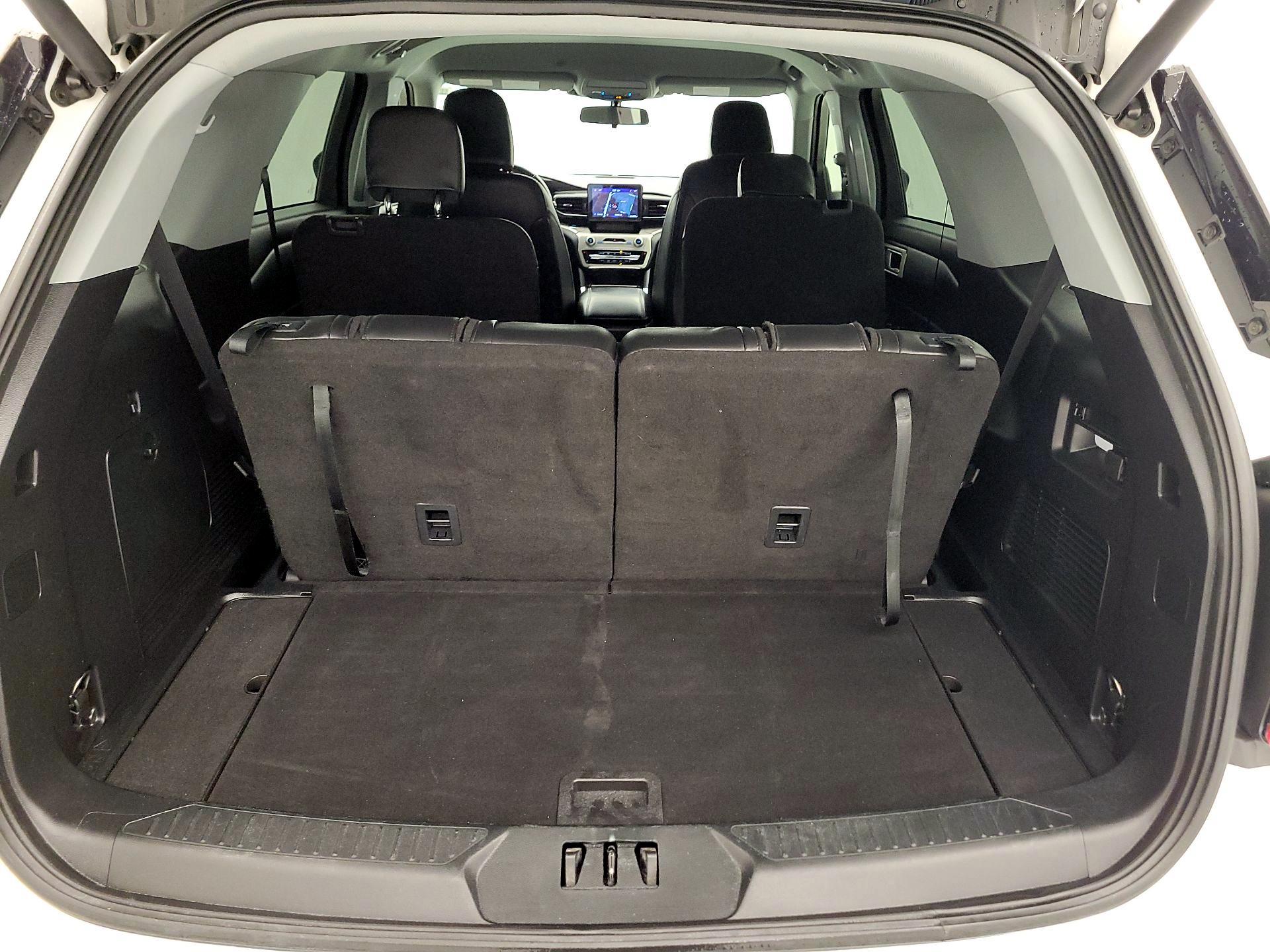 Thumbnail: 2022 Ford Explorer - 20