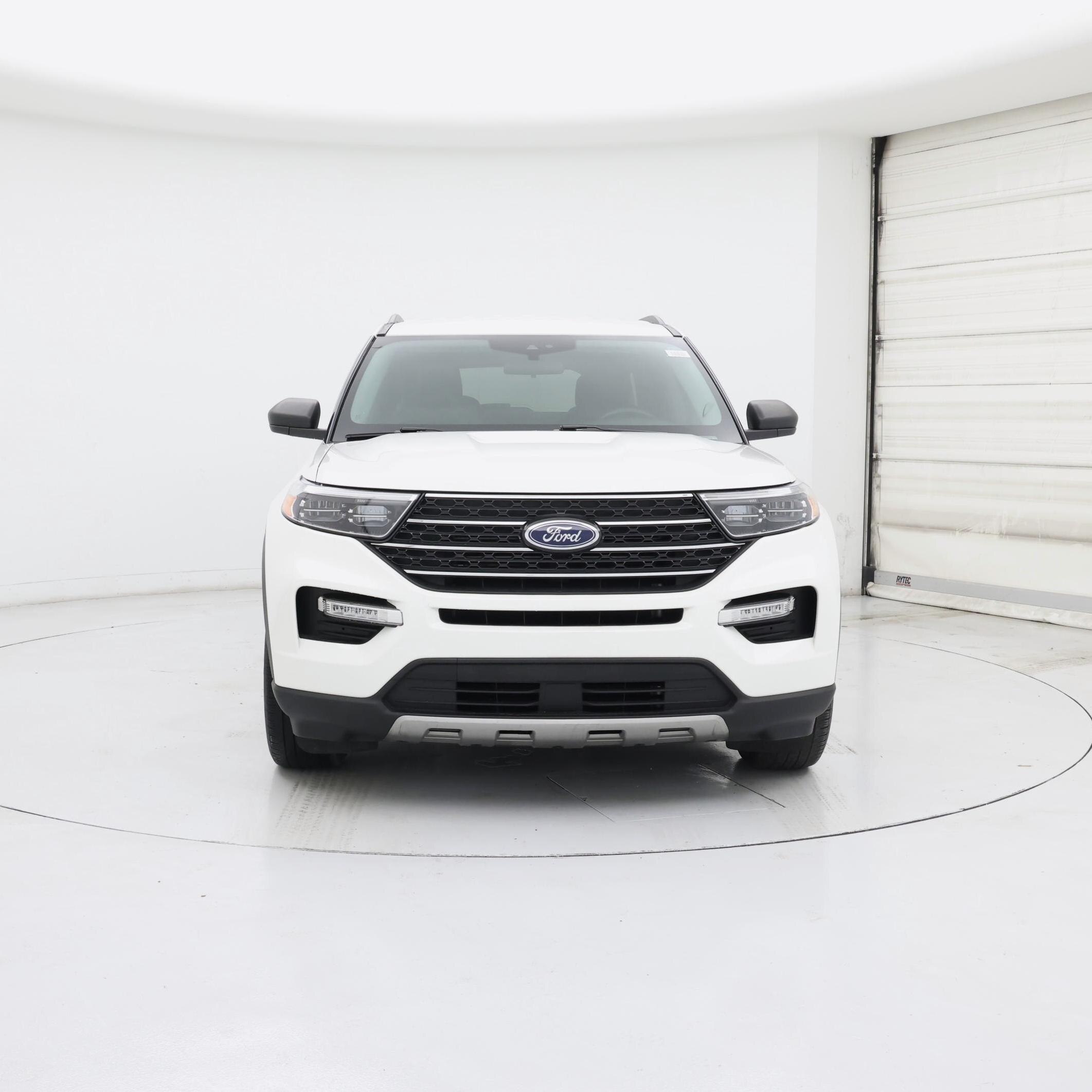 Thumbnail: 2022 Ford Explorer - 5