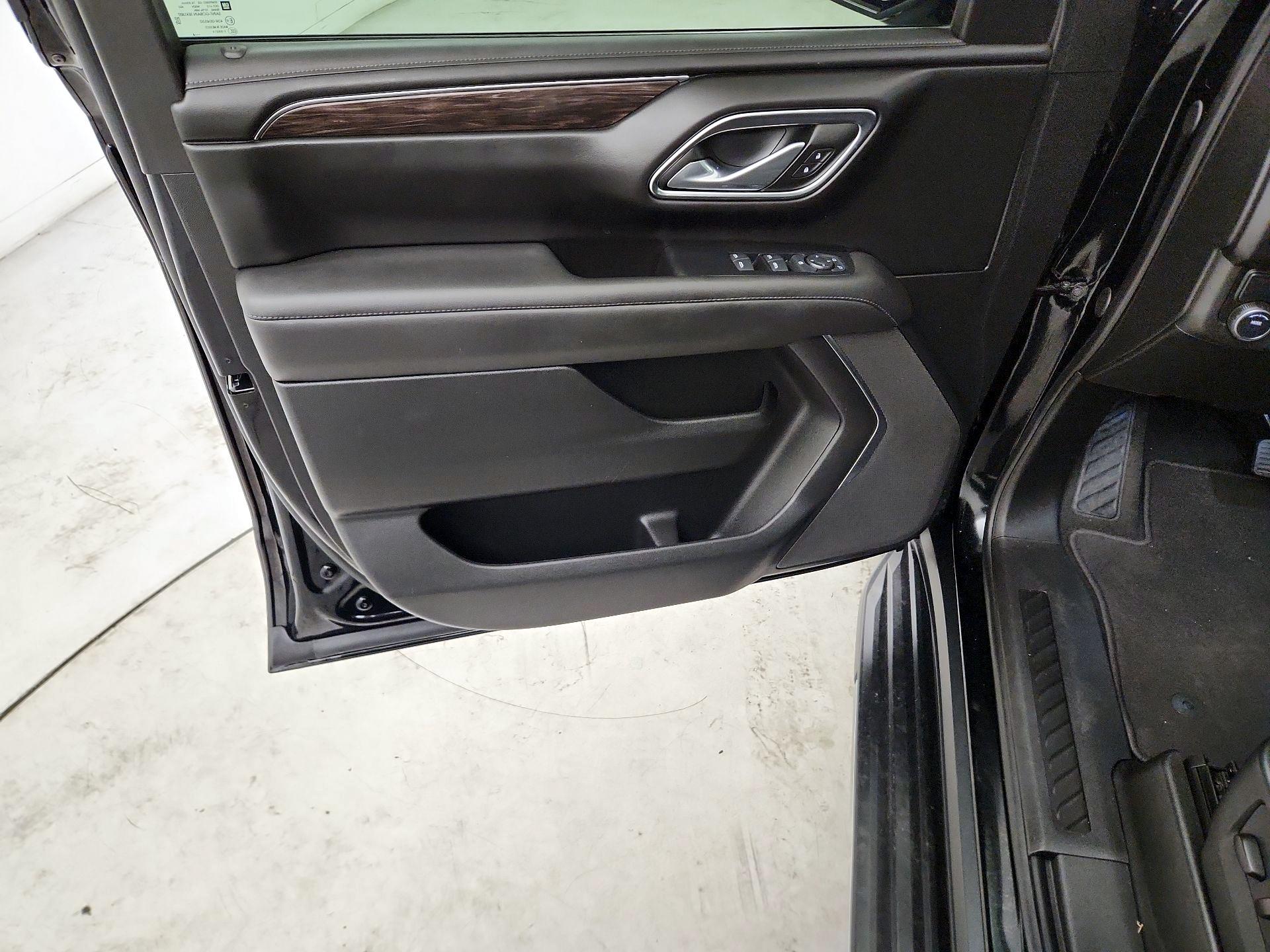 Thumbnail: 2024 Chevrolet Suburban - 10