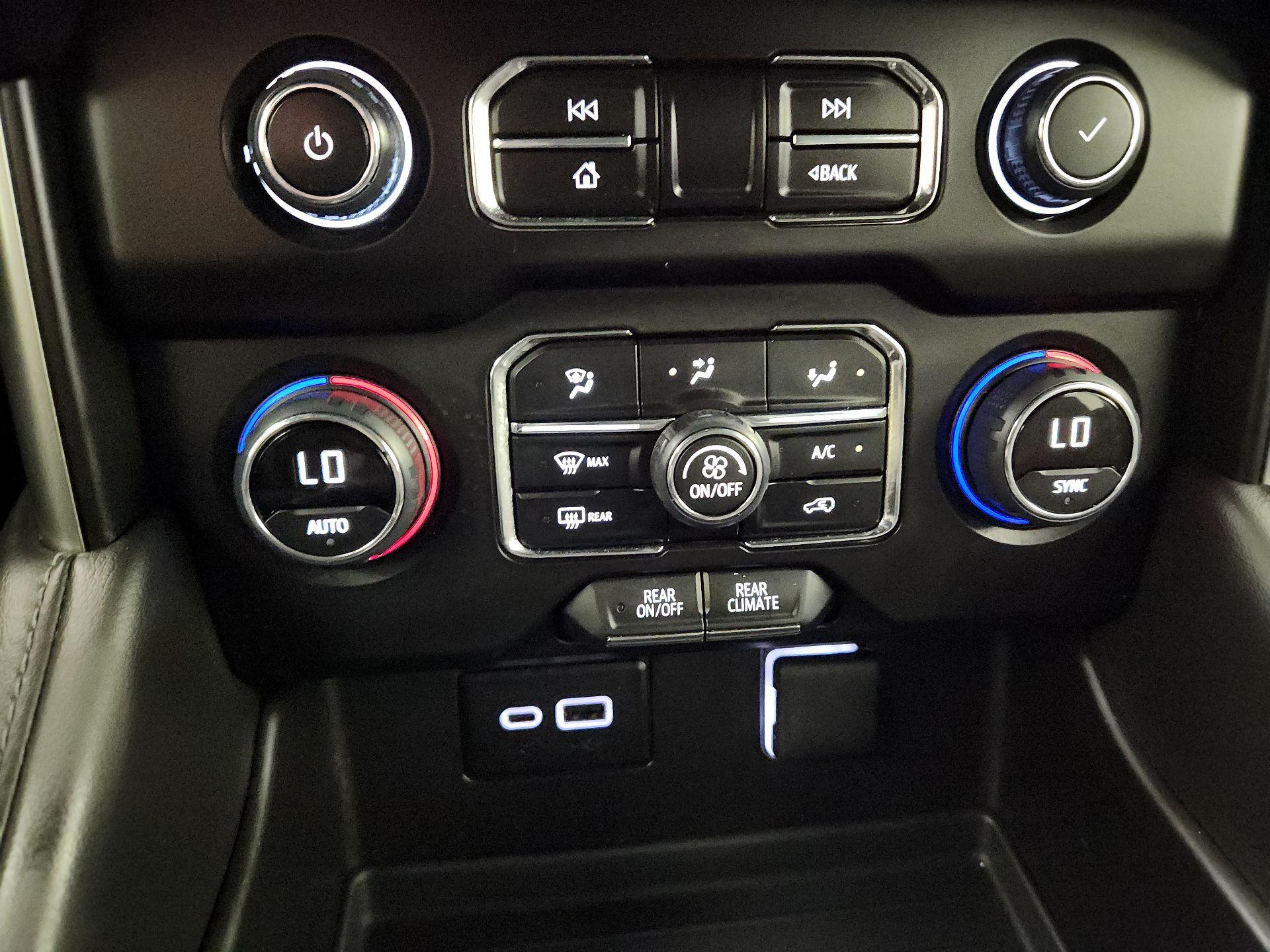 Thumbnail: 2024 Chevrolet Suburban - 14