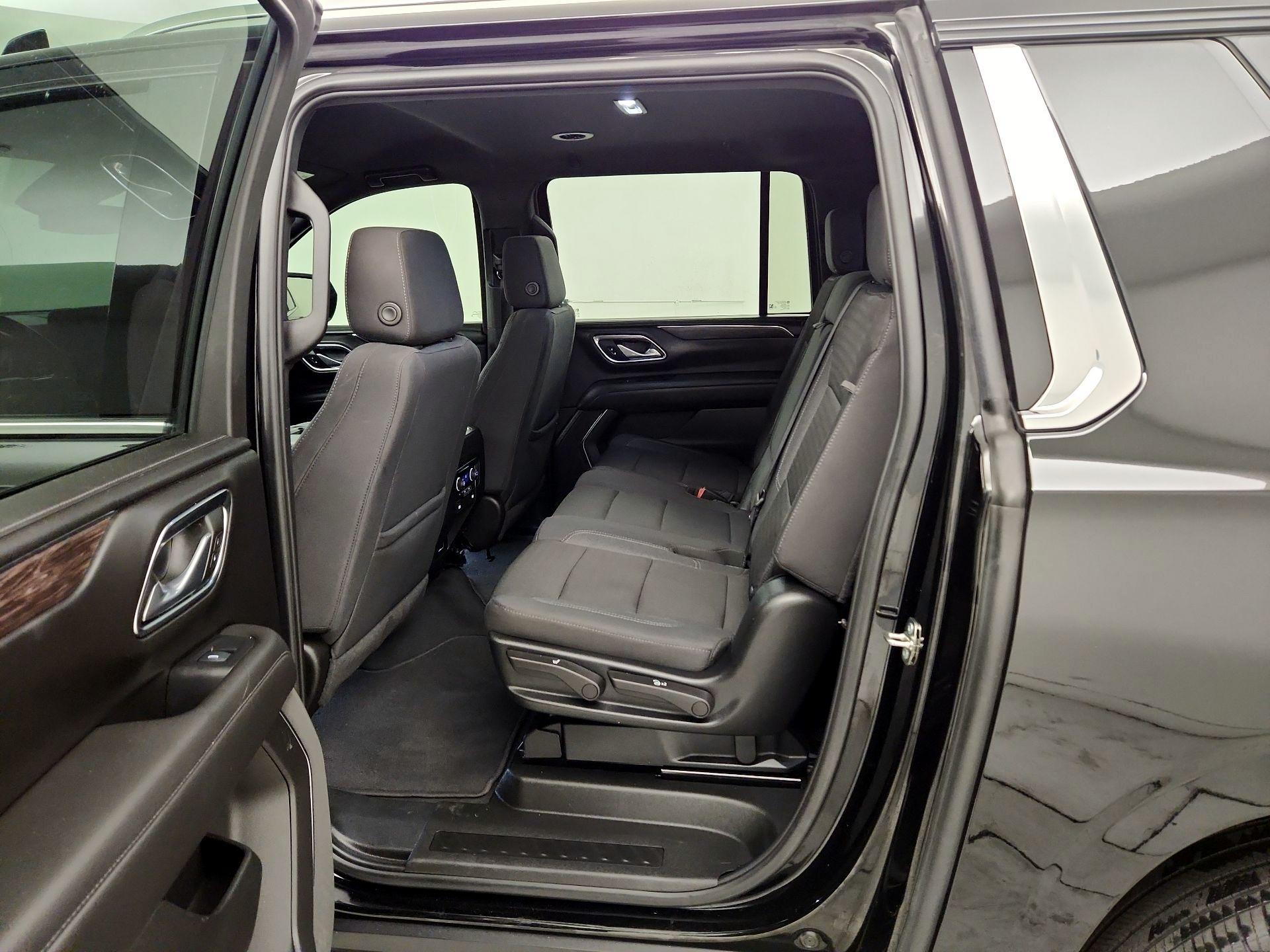 Thumbnail: 2024 Chevrolet Suburban - 17