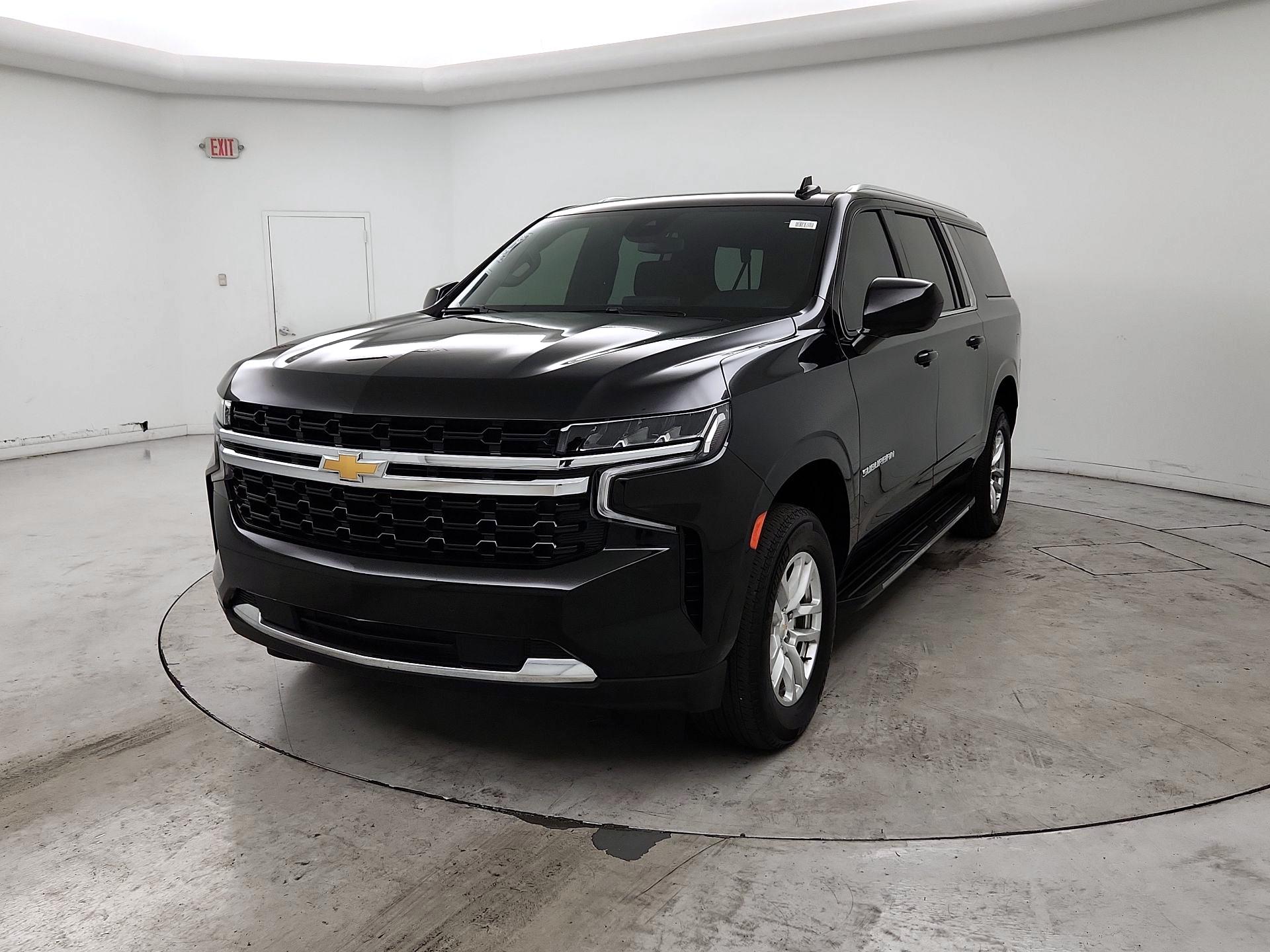 Thumbnail: 2024 Chevrolet Suburban - 3