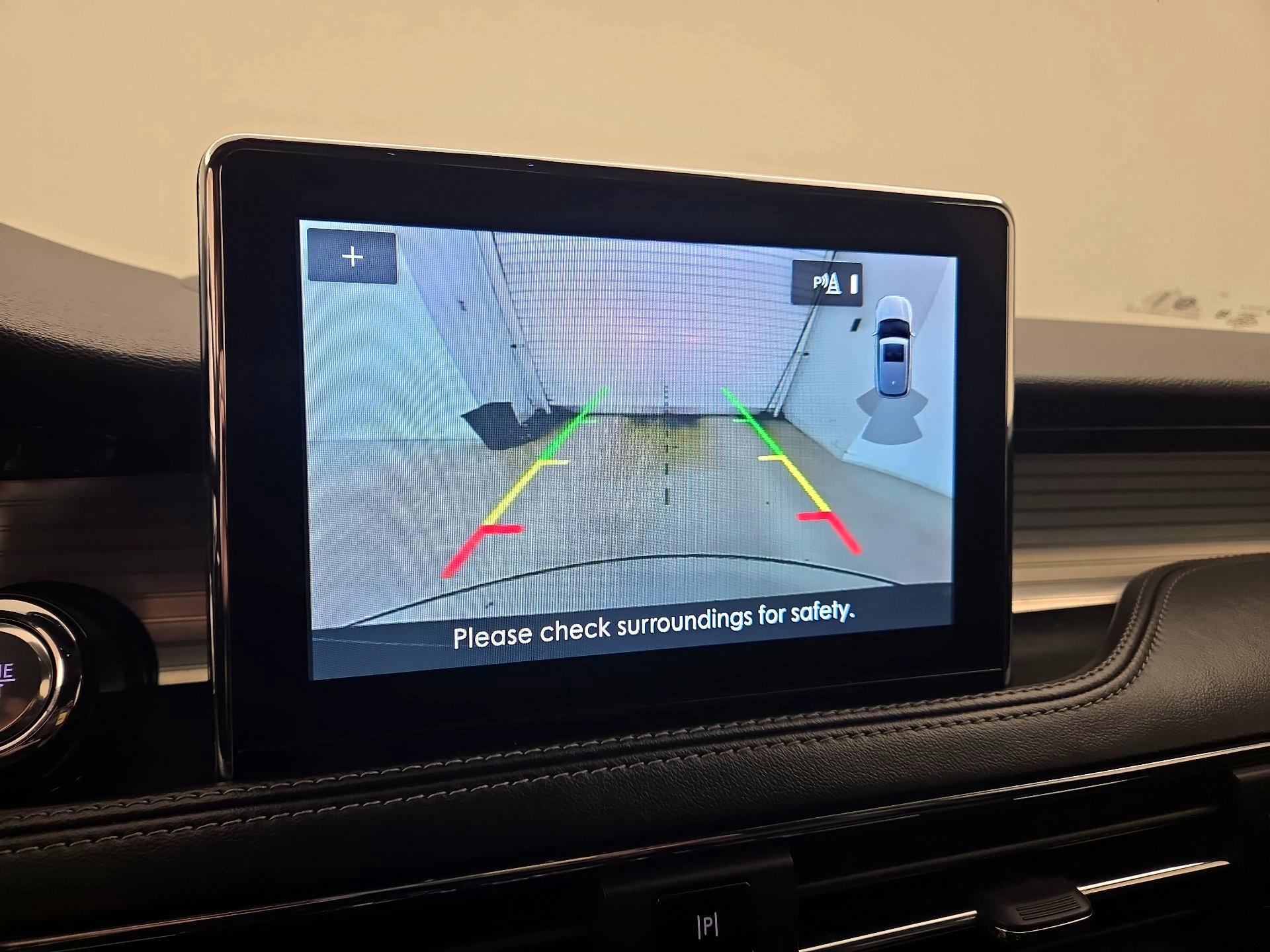 Thumbnail: 2021 Lincoln Corsair - 14