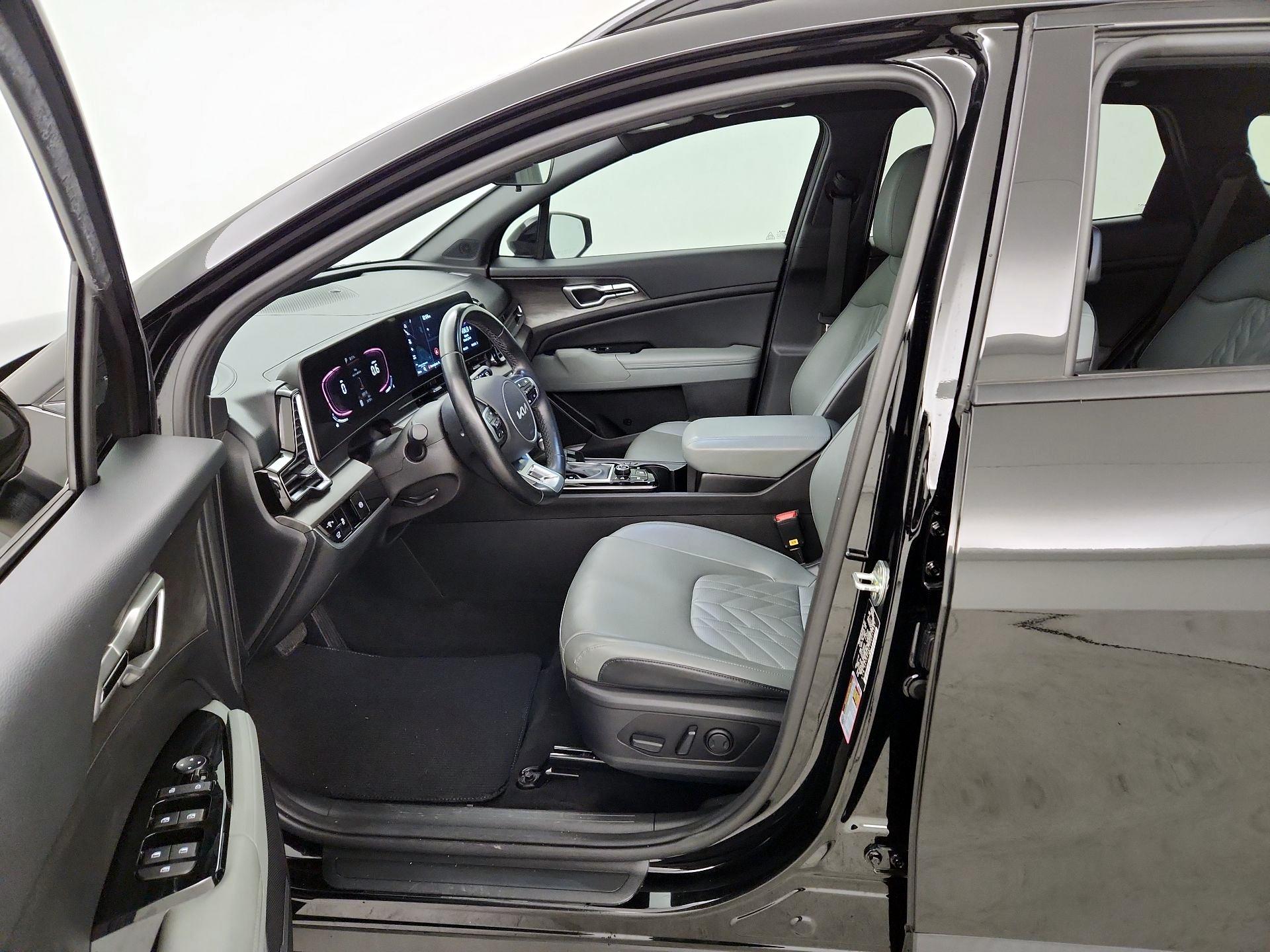 Thumbnail: 2023 Kia Sportage - 11