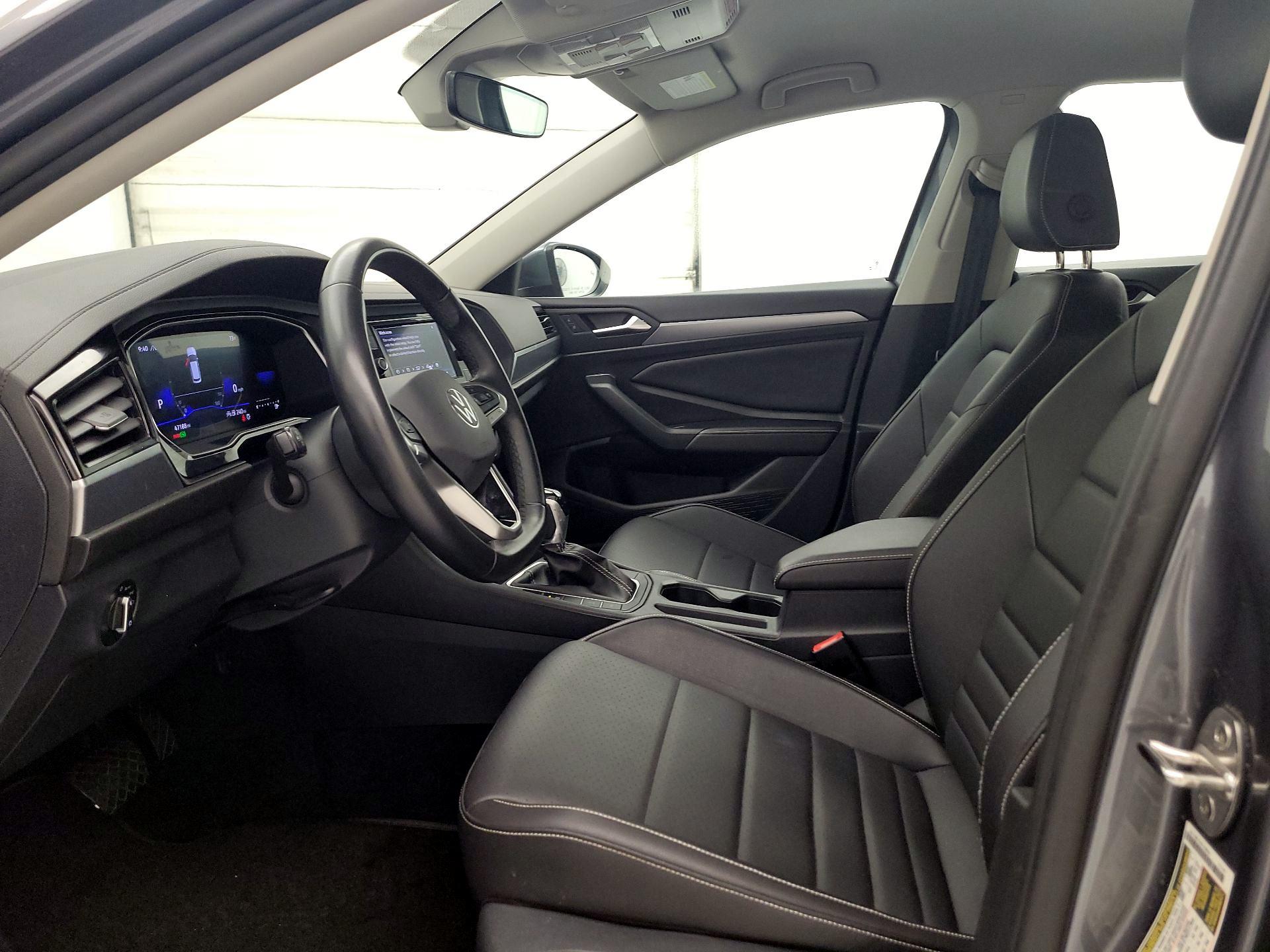 Thumbnail: 2024 Volkswagen Jetta - 11