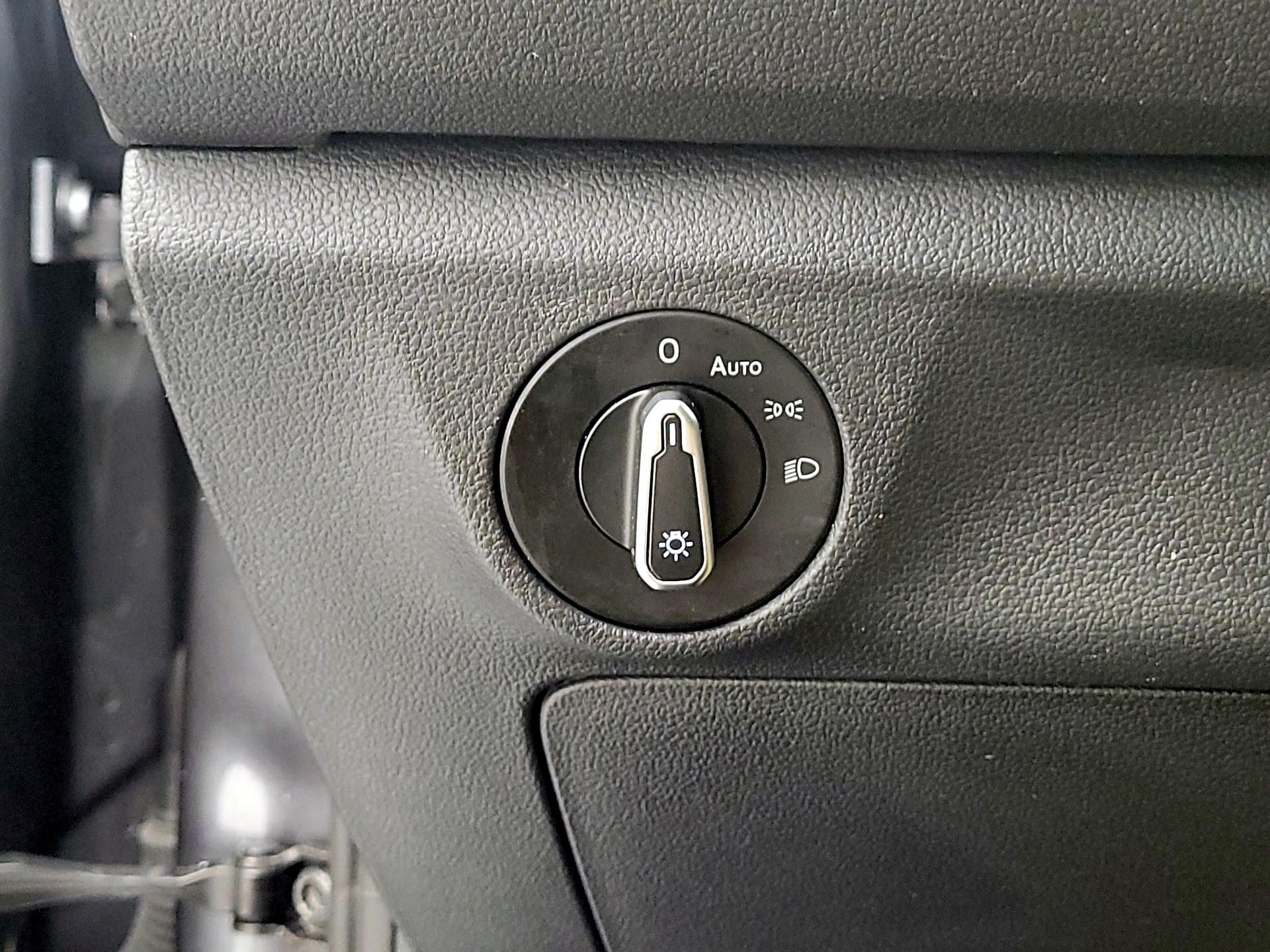 Thumbnail: 2024 Volkswagen Jetta - 13