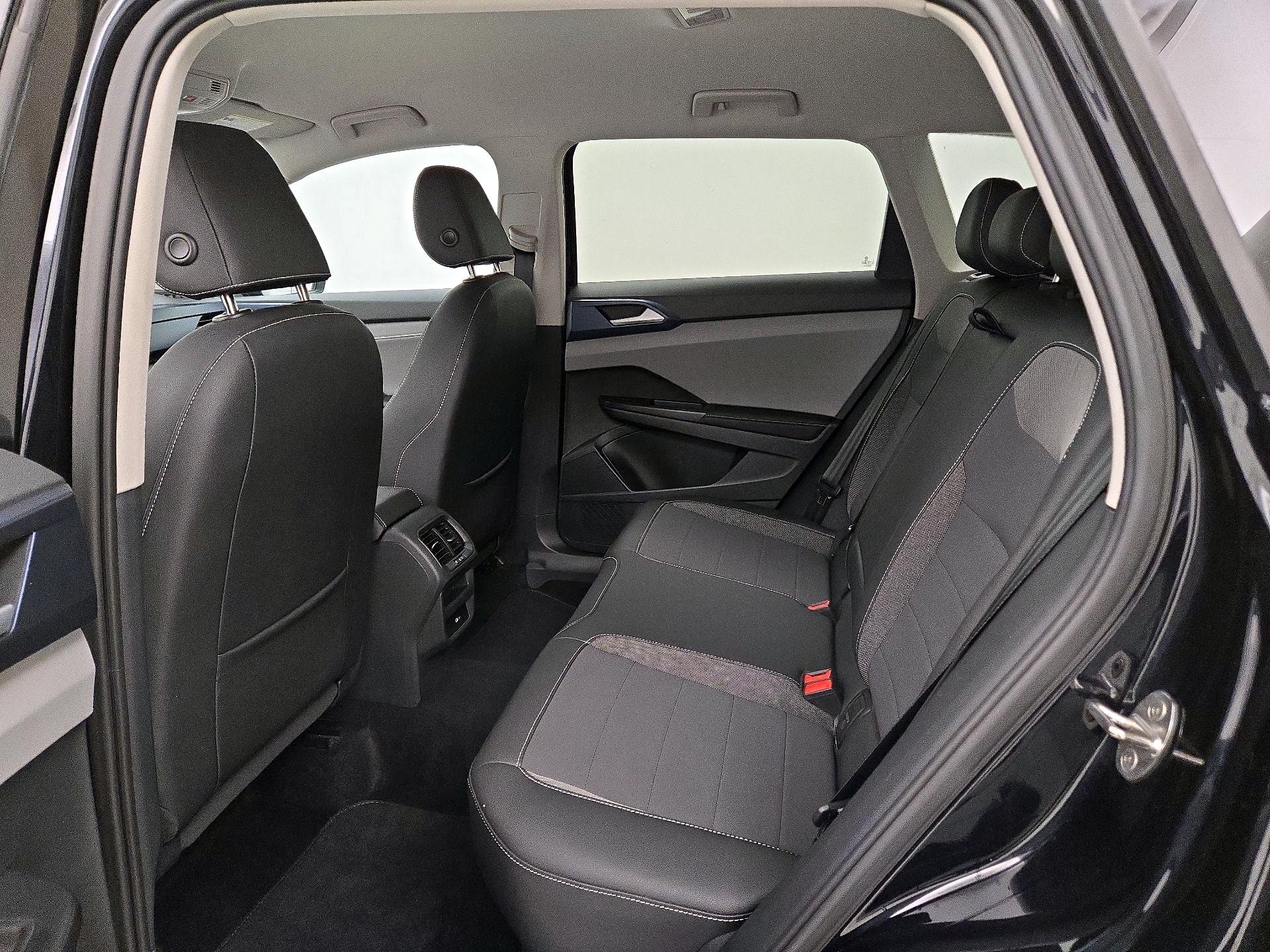 Thumbnail: 2024 Volkswagen Taos - 19