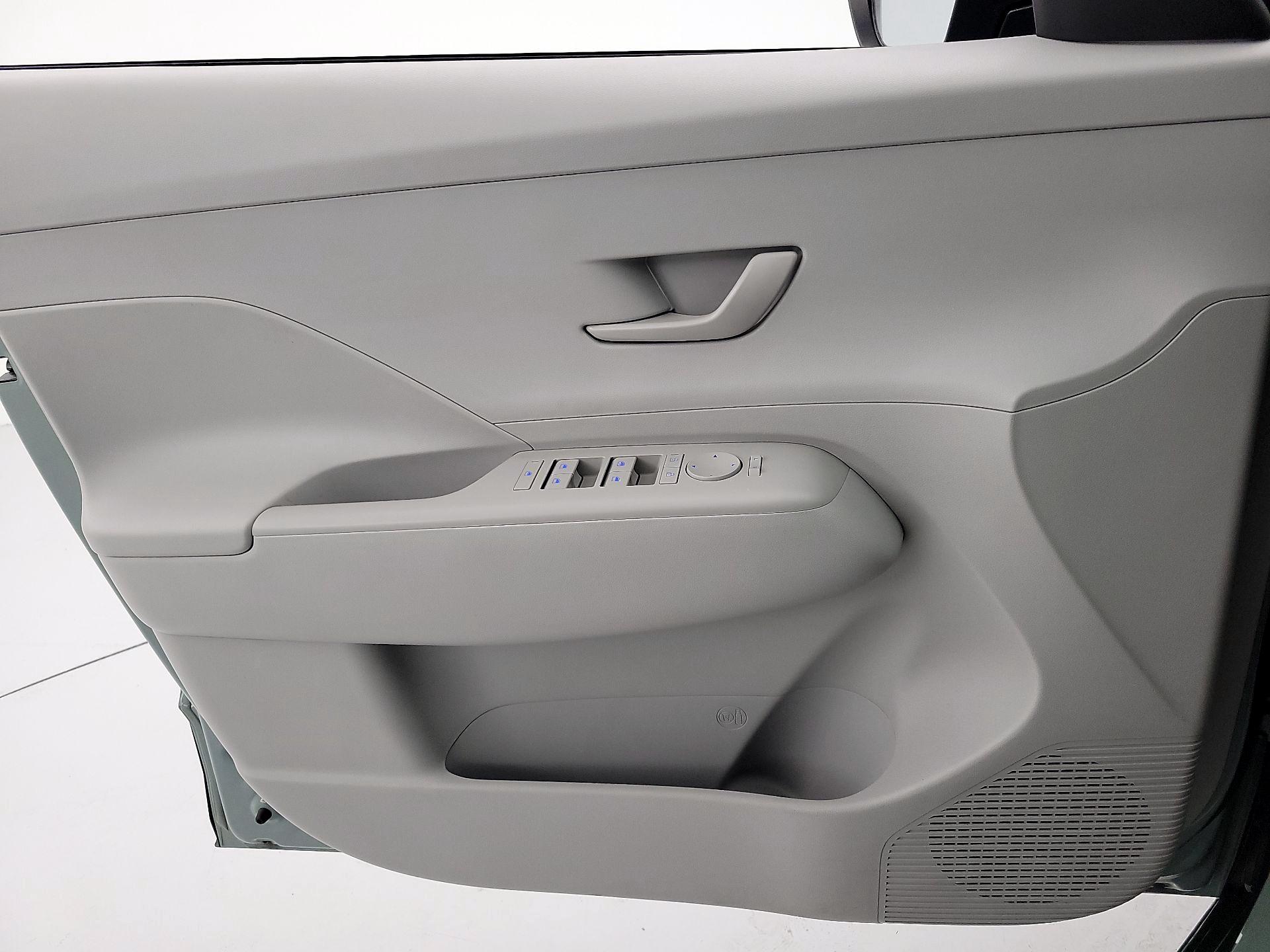 Thumbnail: 2025 Hyundai Kona - 12