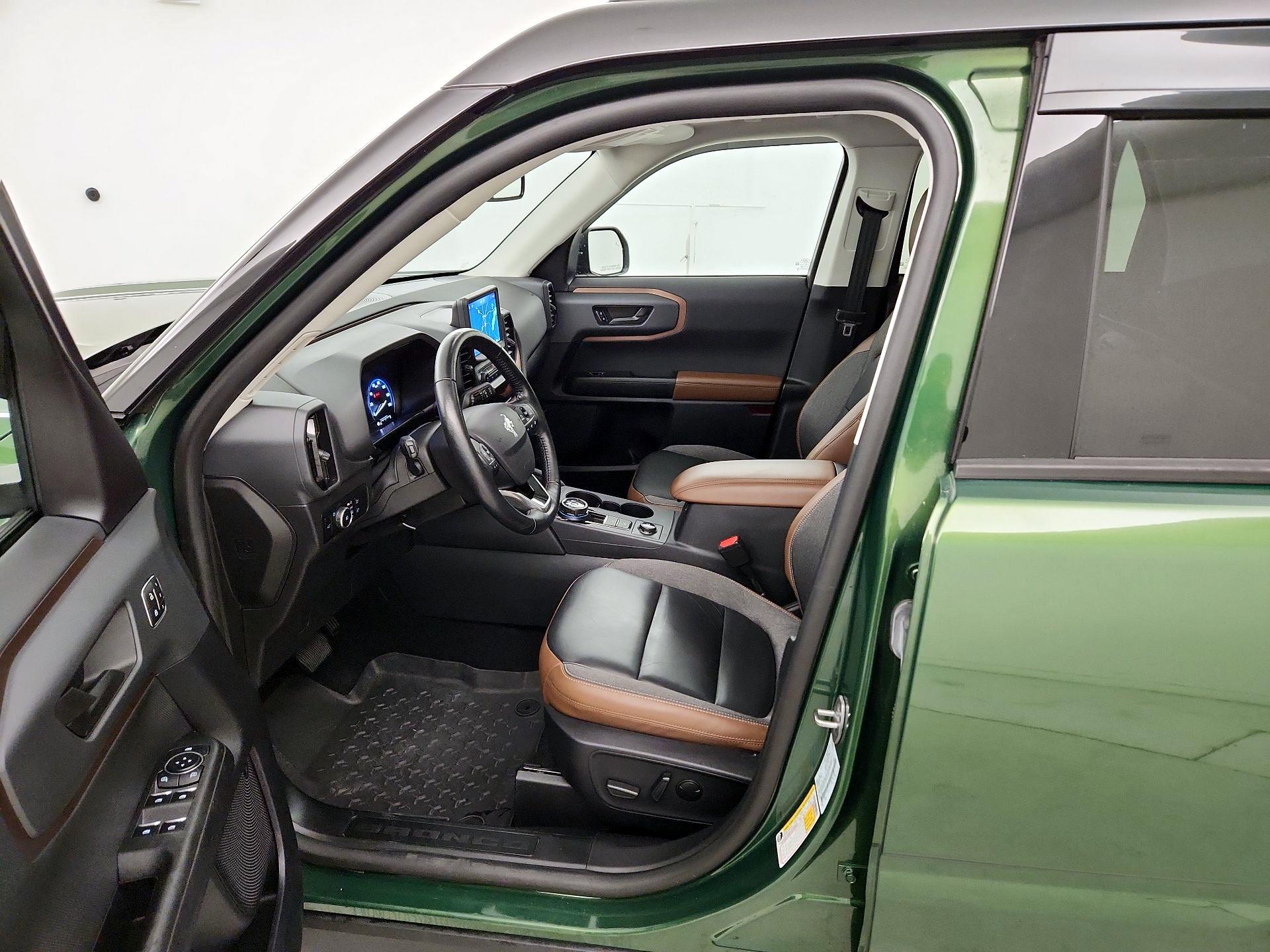 Thumbnail: 2023 Ford Bronco Sport - 9