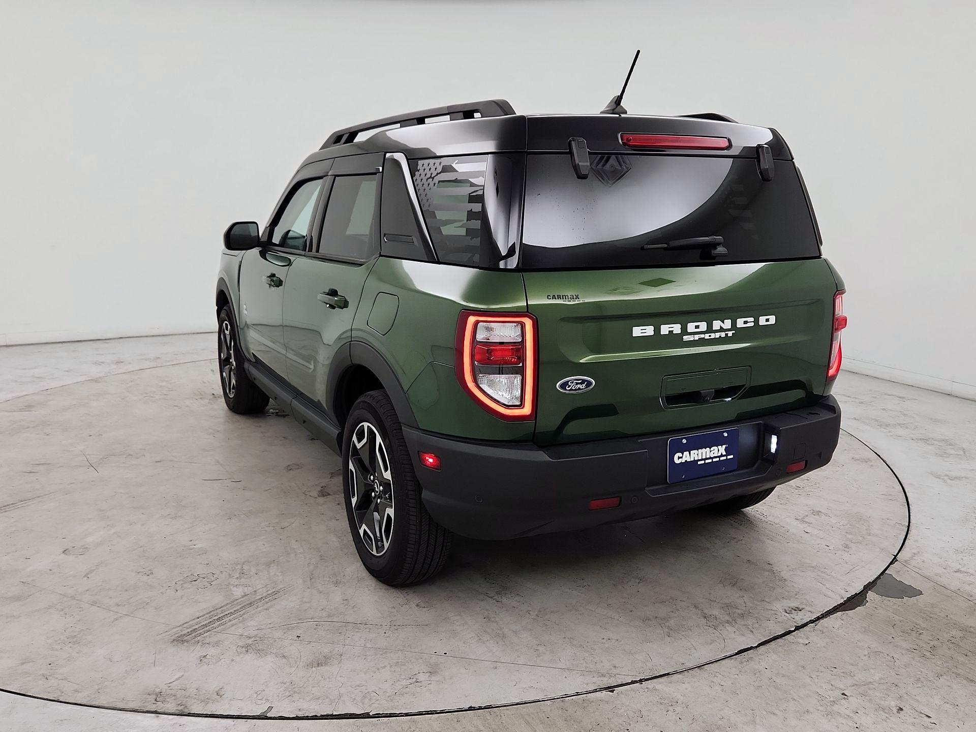 Thumbnail: 2023 Ford Bronco Sport - 7