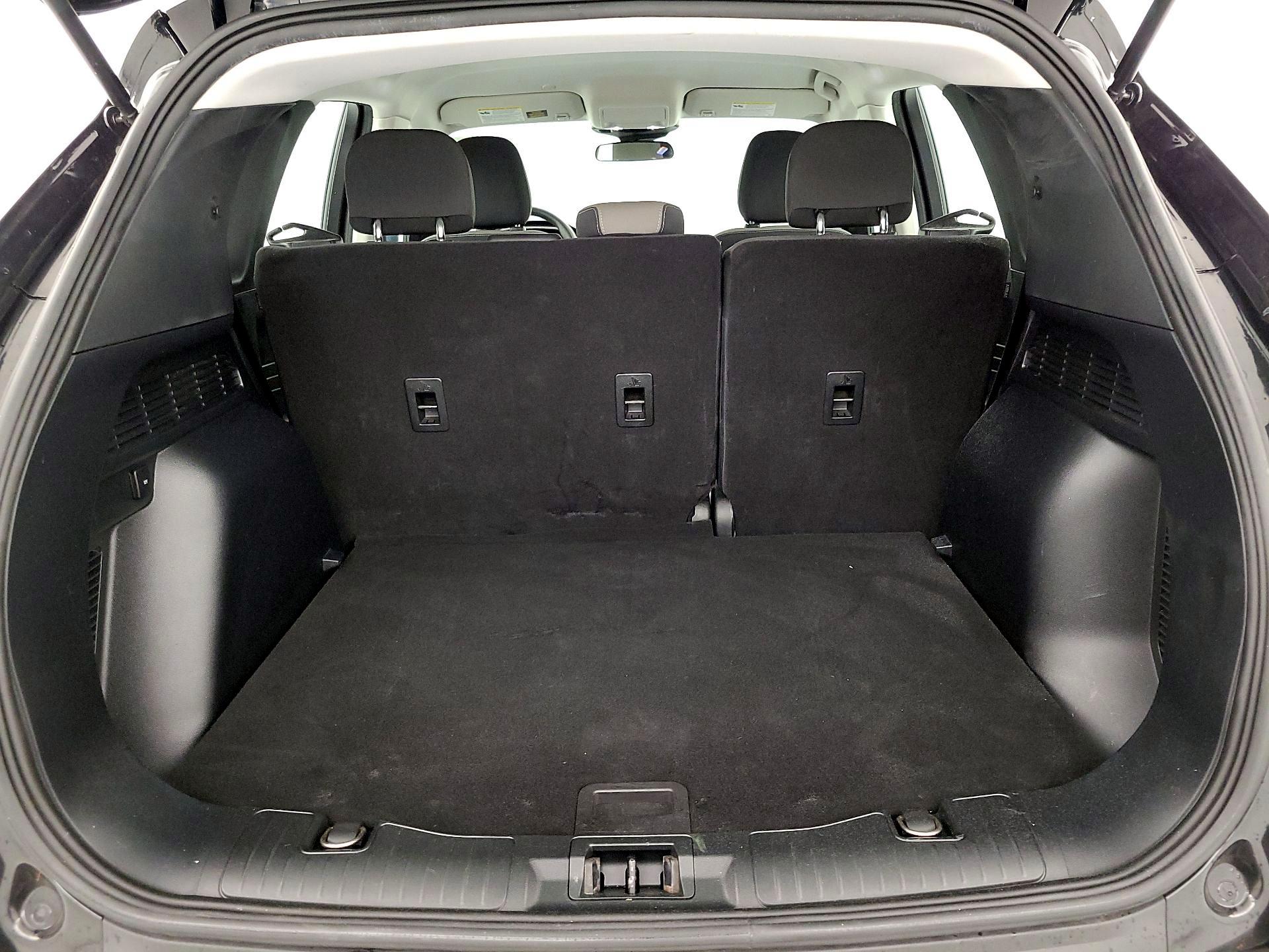 Thumbnail: 2022 Ford Escape - 20