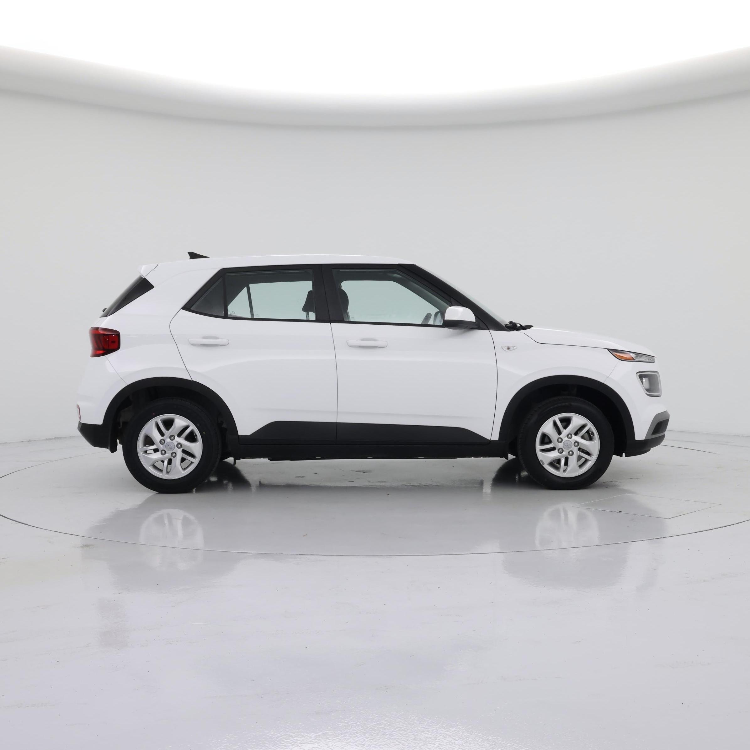 Thumbnail: 2022 Hyundai Venue - 7