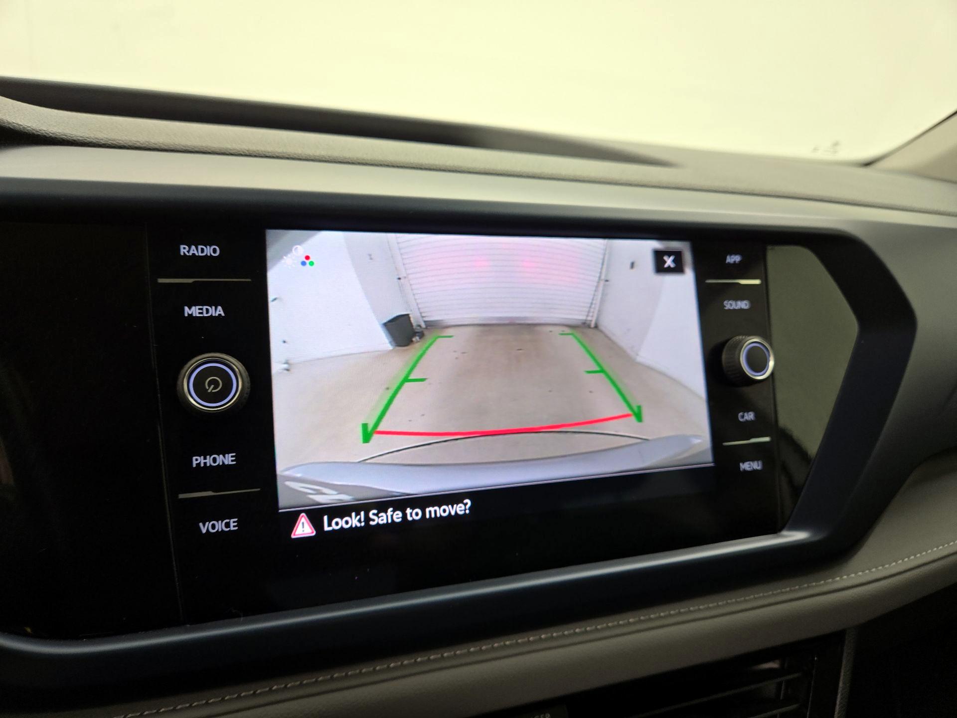 Thumbnail: 2024 Volkswagen Taos - 14