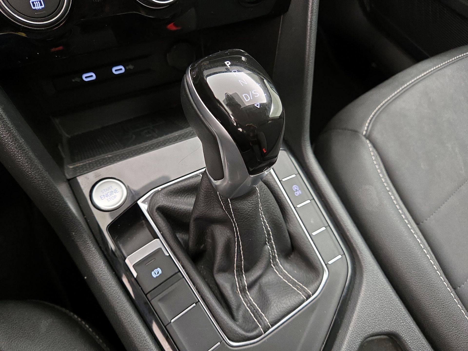 Thumbnail: 2024 Volkswagen Taos - 17