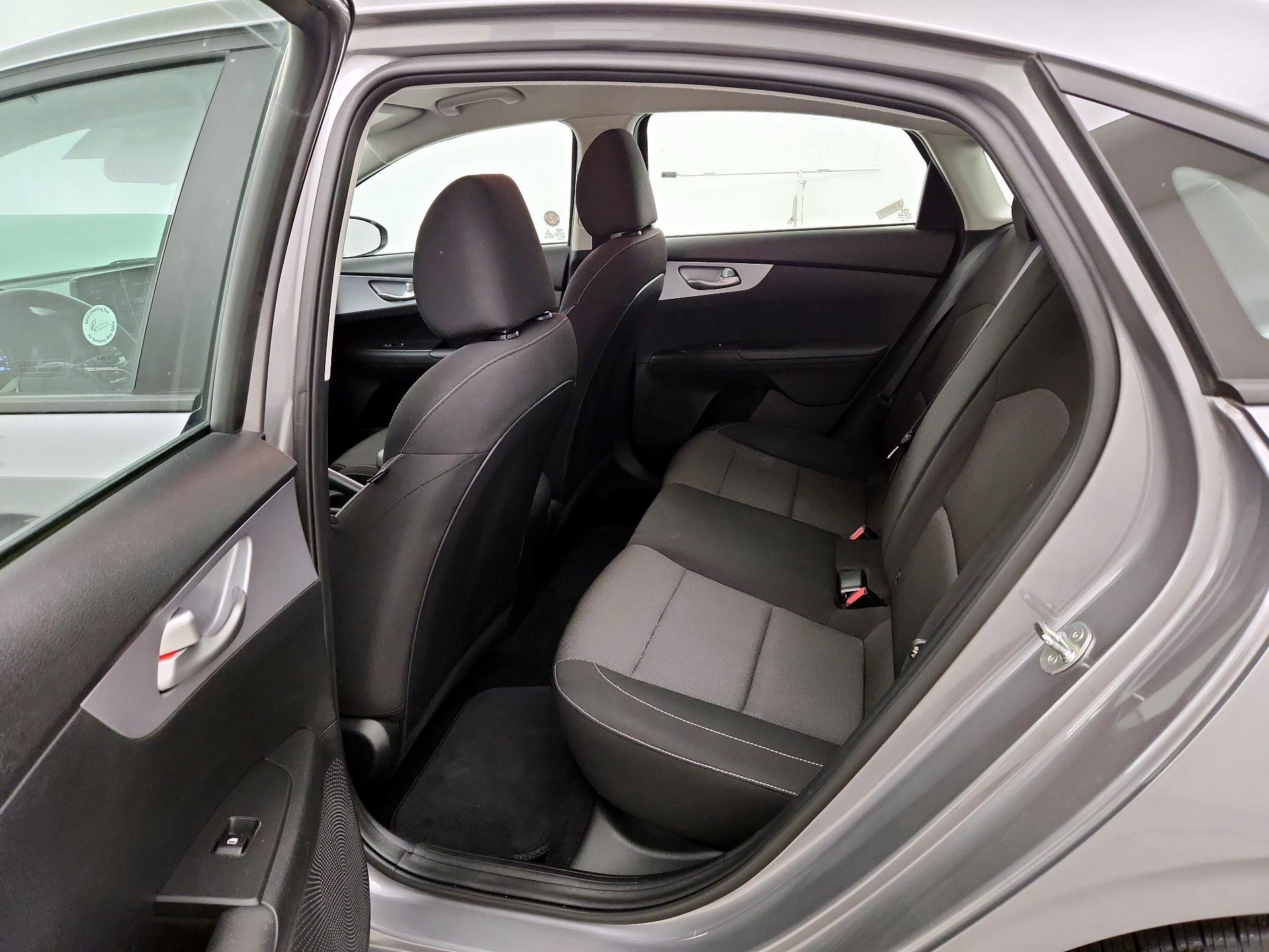 Thumbnail: 2024 Kia Forte - 17