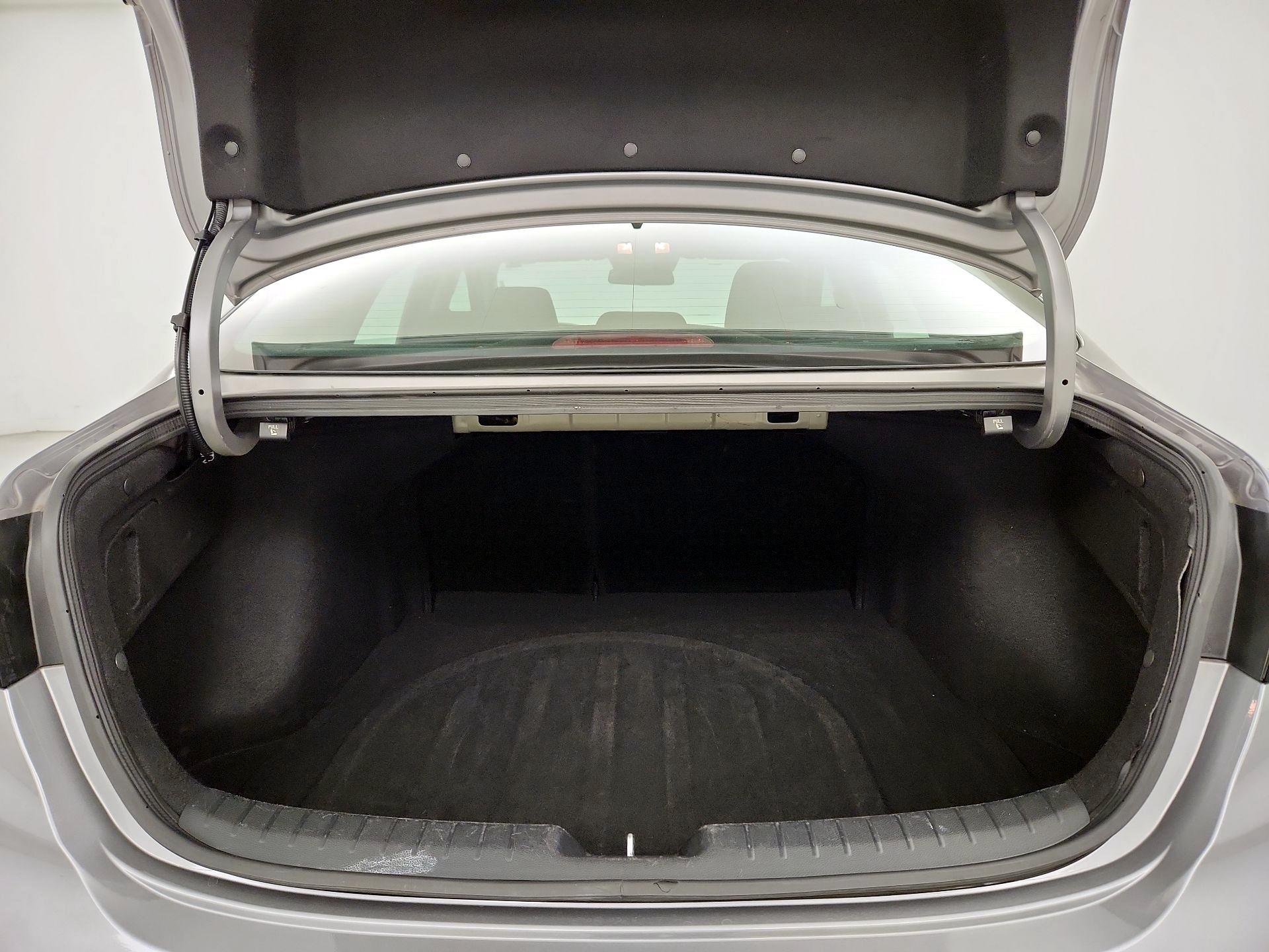 Thumbnail: 2024 Kia Forte - 18