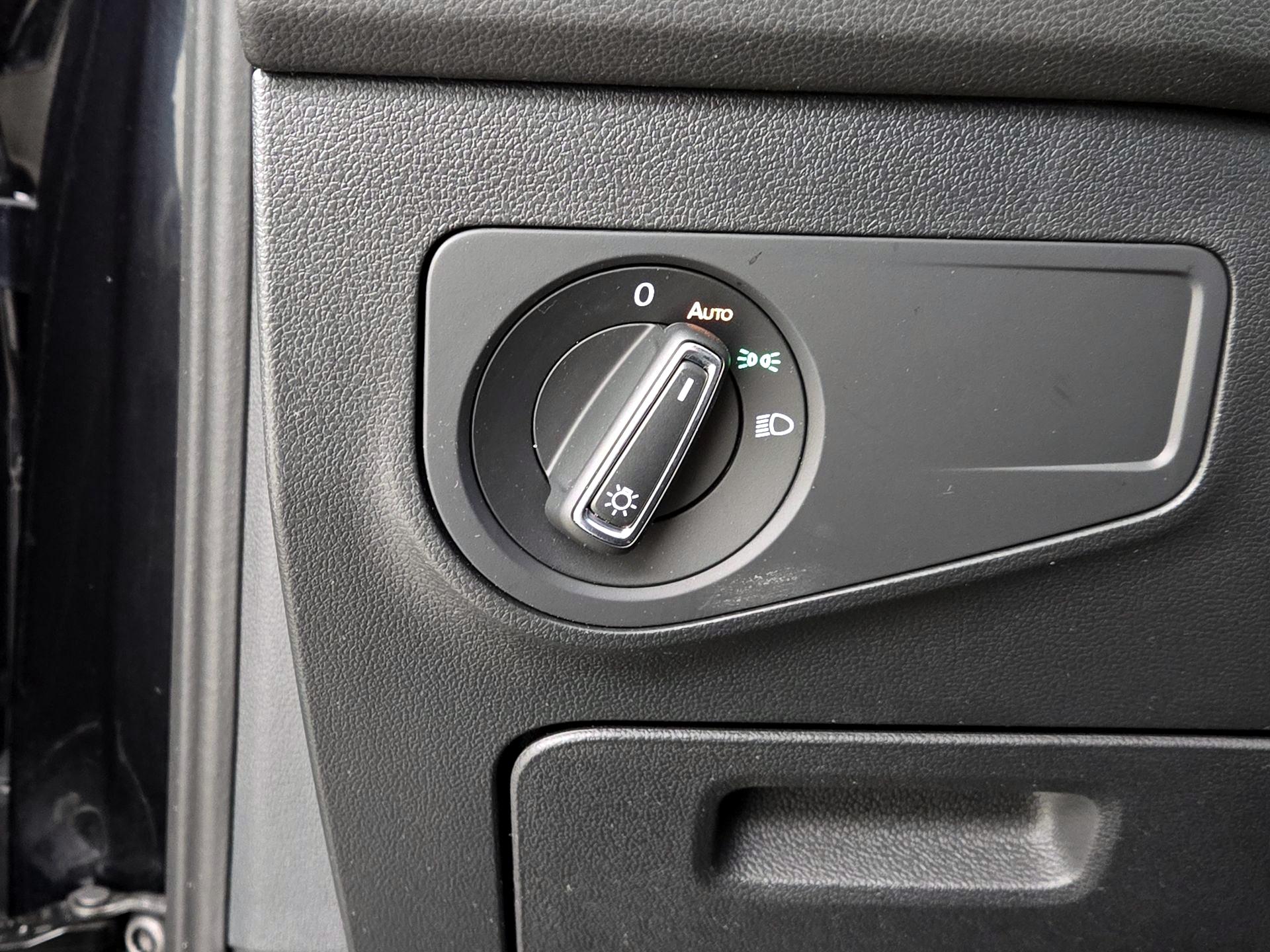 Thumbnail: 2024 Volkswagen Tiguan - 13