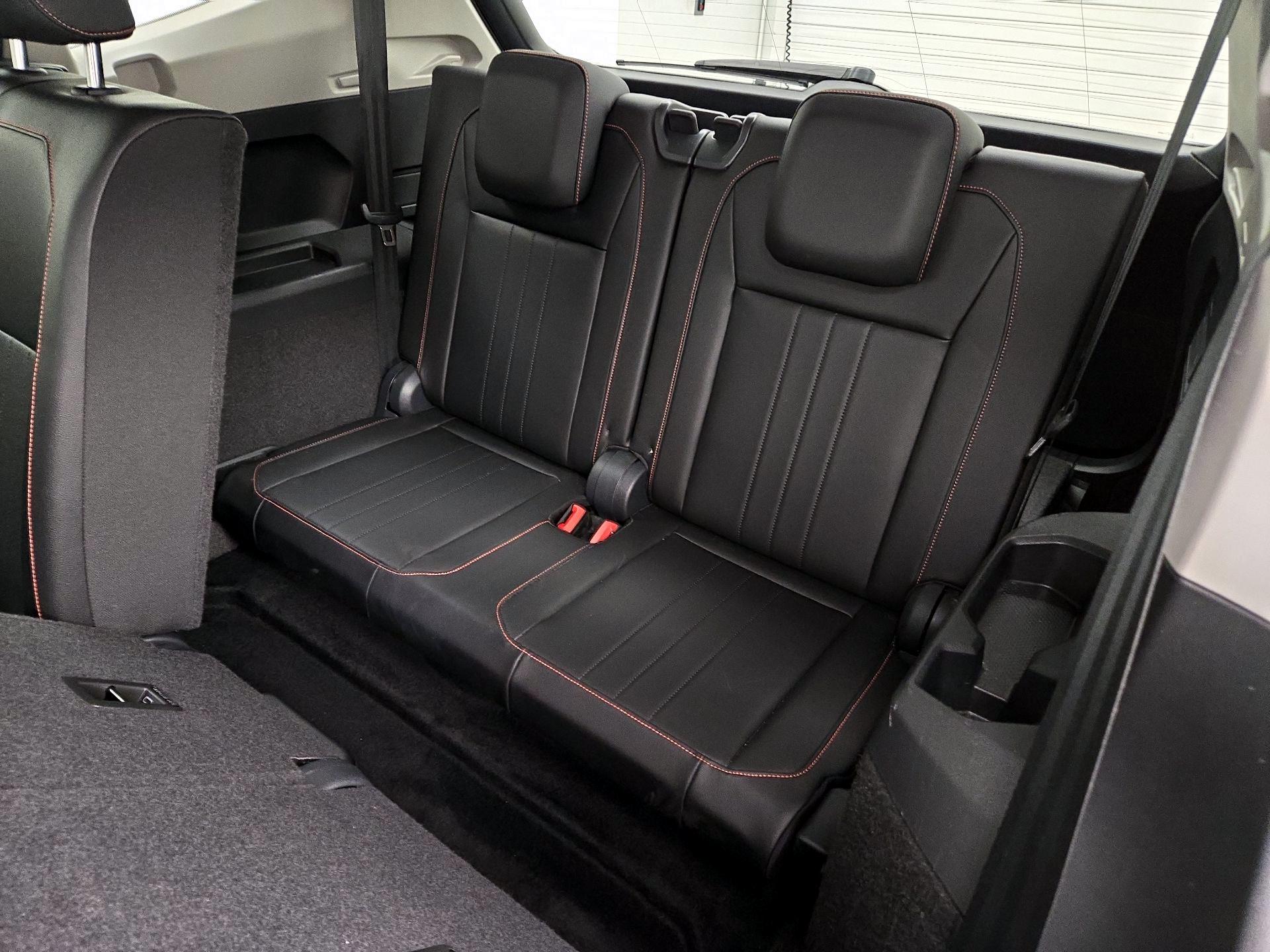 Thumbnail: 2024 Volkswagen Tiguan - 20