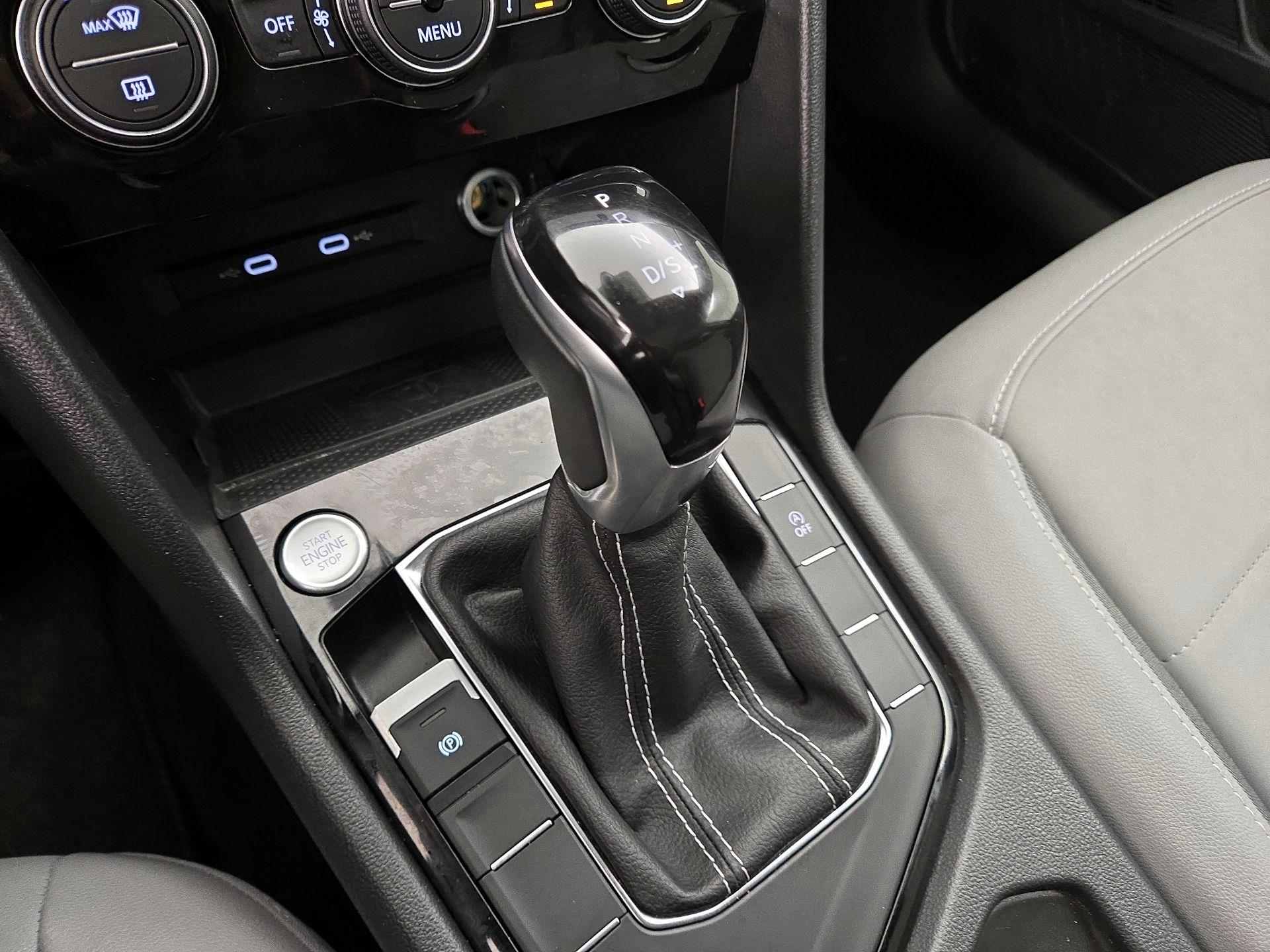 Thumbnail: 2024 Volkswagen Taos - 17