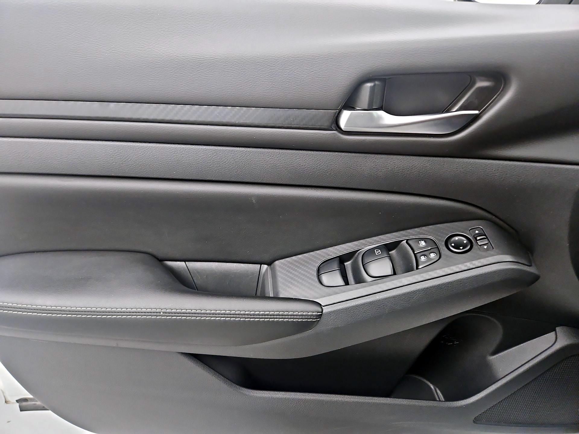 Thumbnail: 2025 Nissan Altima - 12