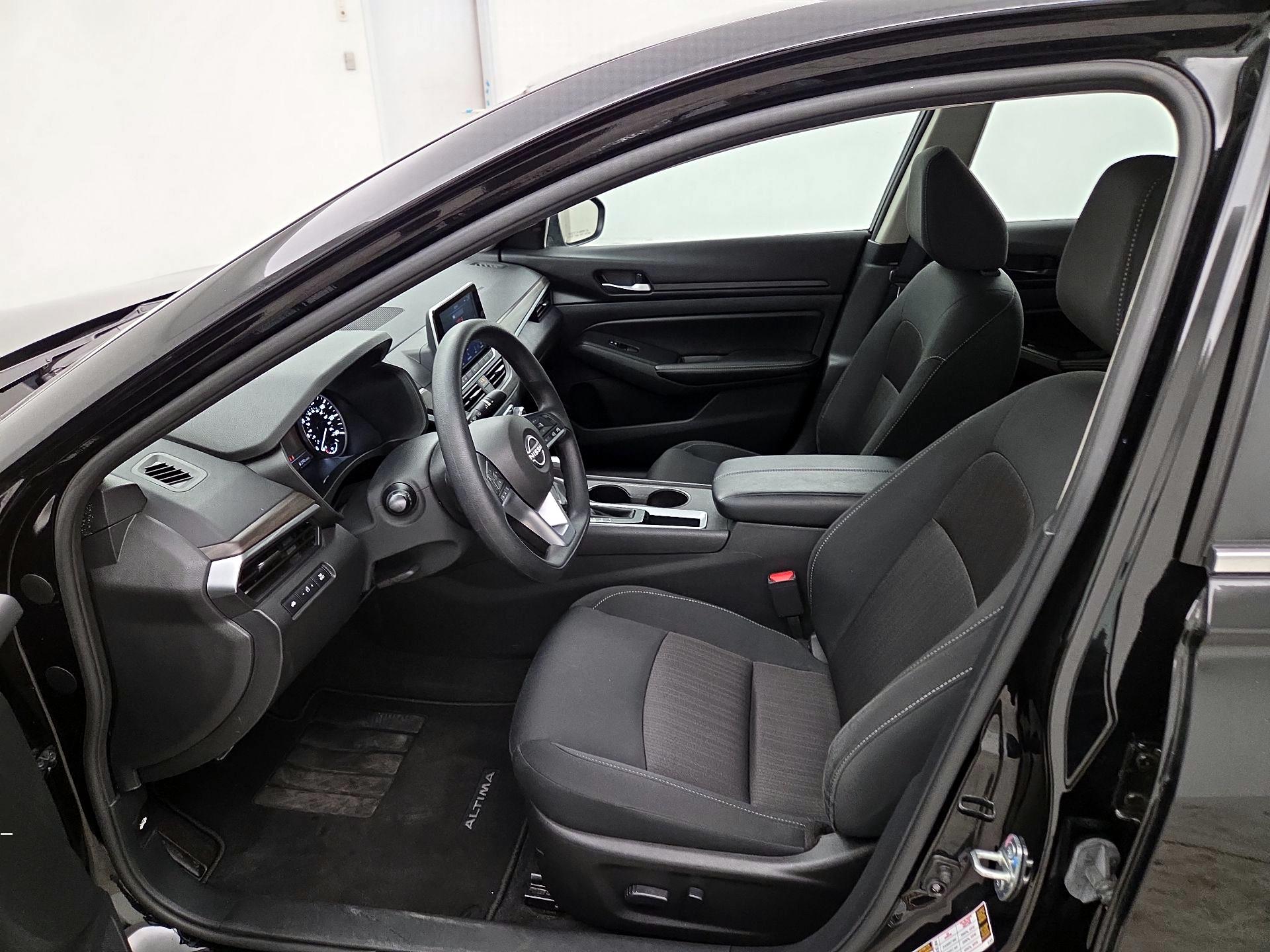 Thumbnail: 2025 Nissan Altima - 11