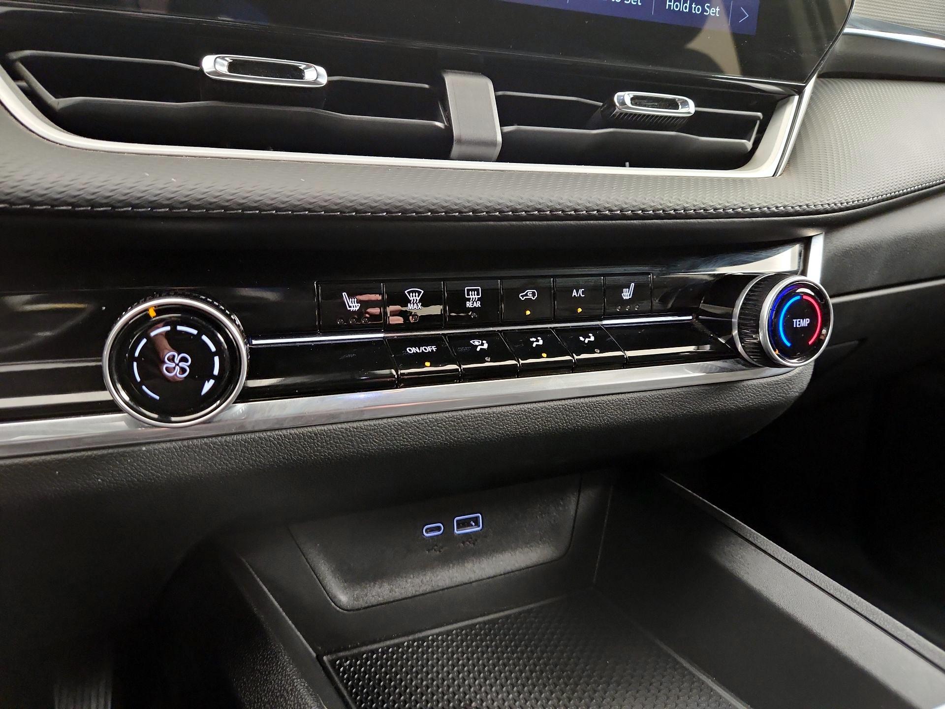 Thumbnail: 2025 Chevrolet Equinox - 15