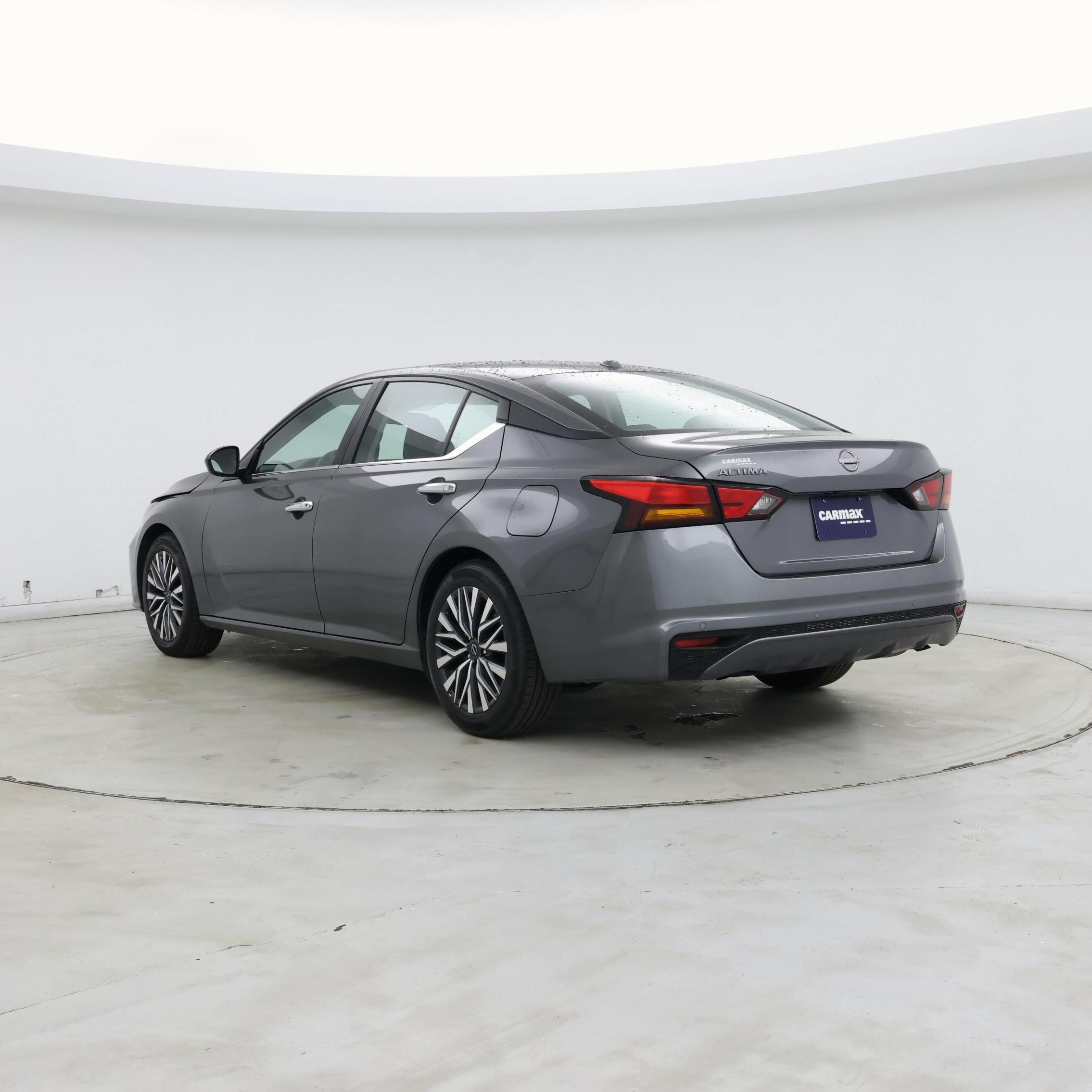 Thumbnail: 2025 Nissan Altima - 2