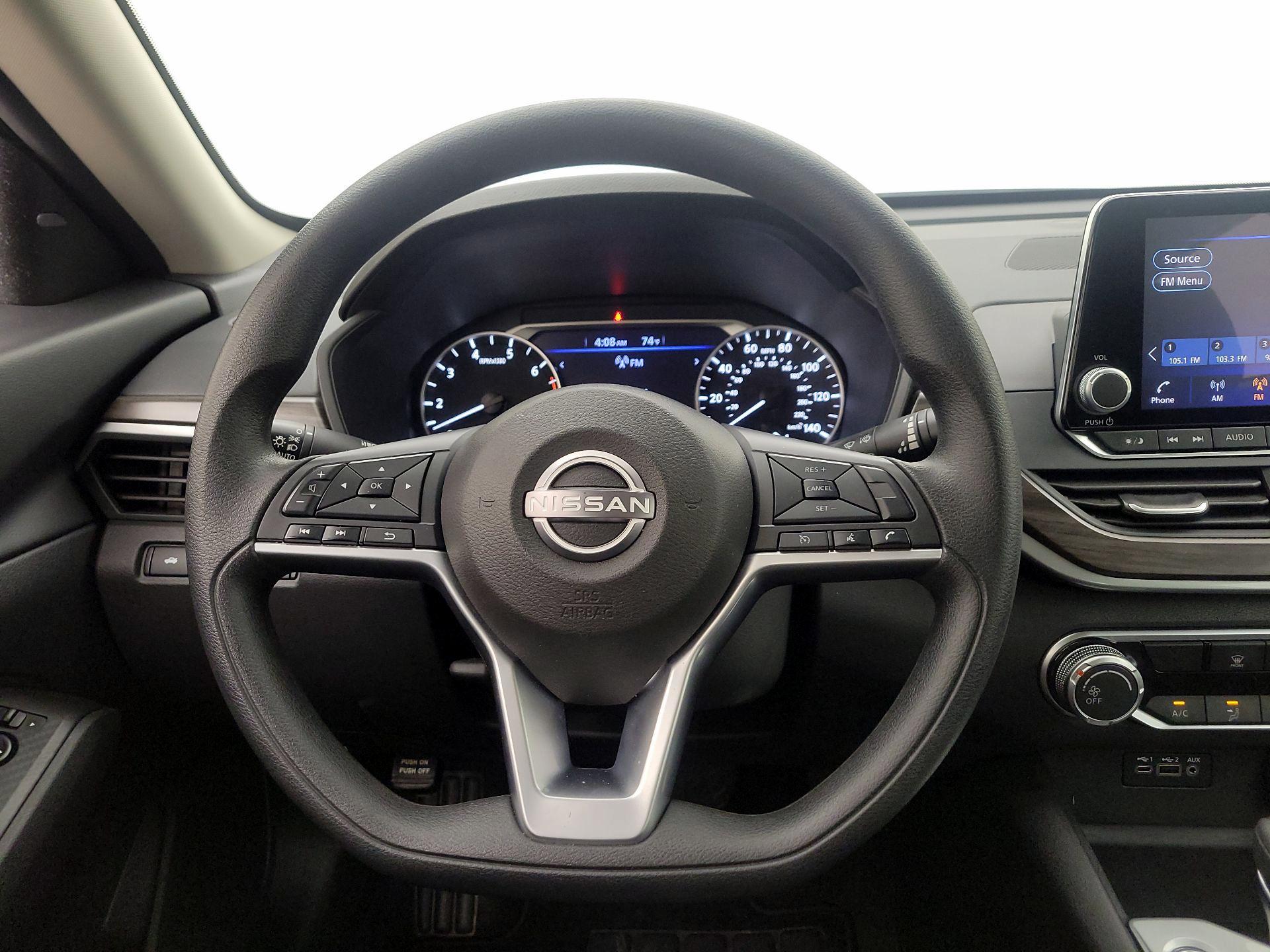 Thumbnail: 2025 Nissan Altima - 10