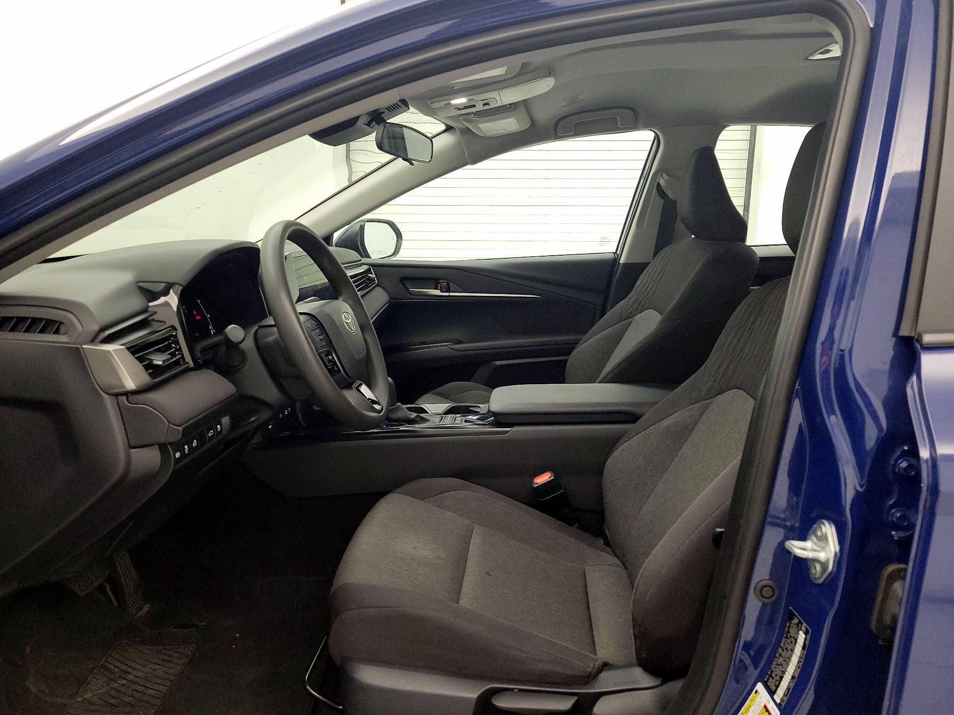 Thumbnail: 2025 Toyota Camry - 11