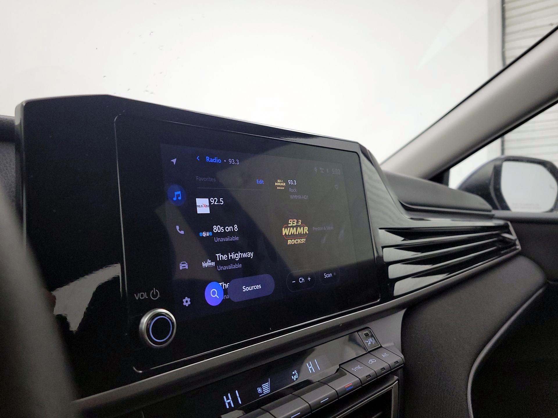 Thumbnail: 2025 Toyota Camry - 15