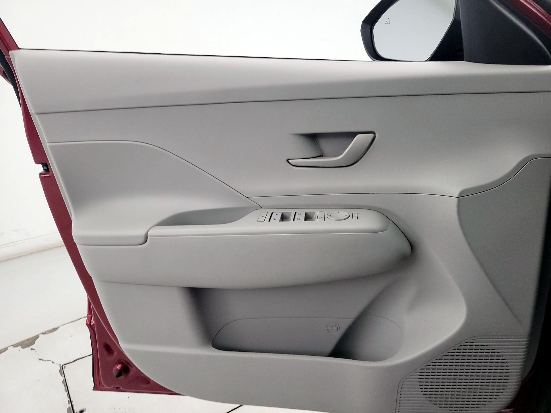 Thumbnail: 2025 Hyundai Kona - 12