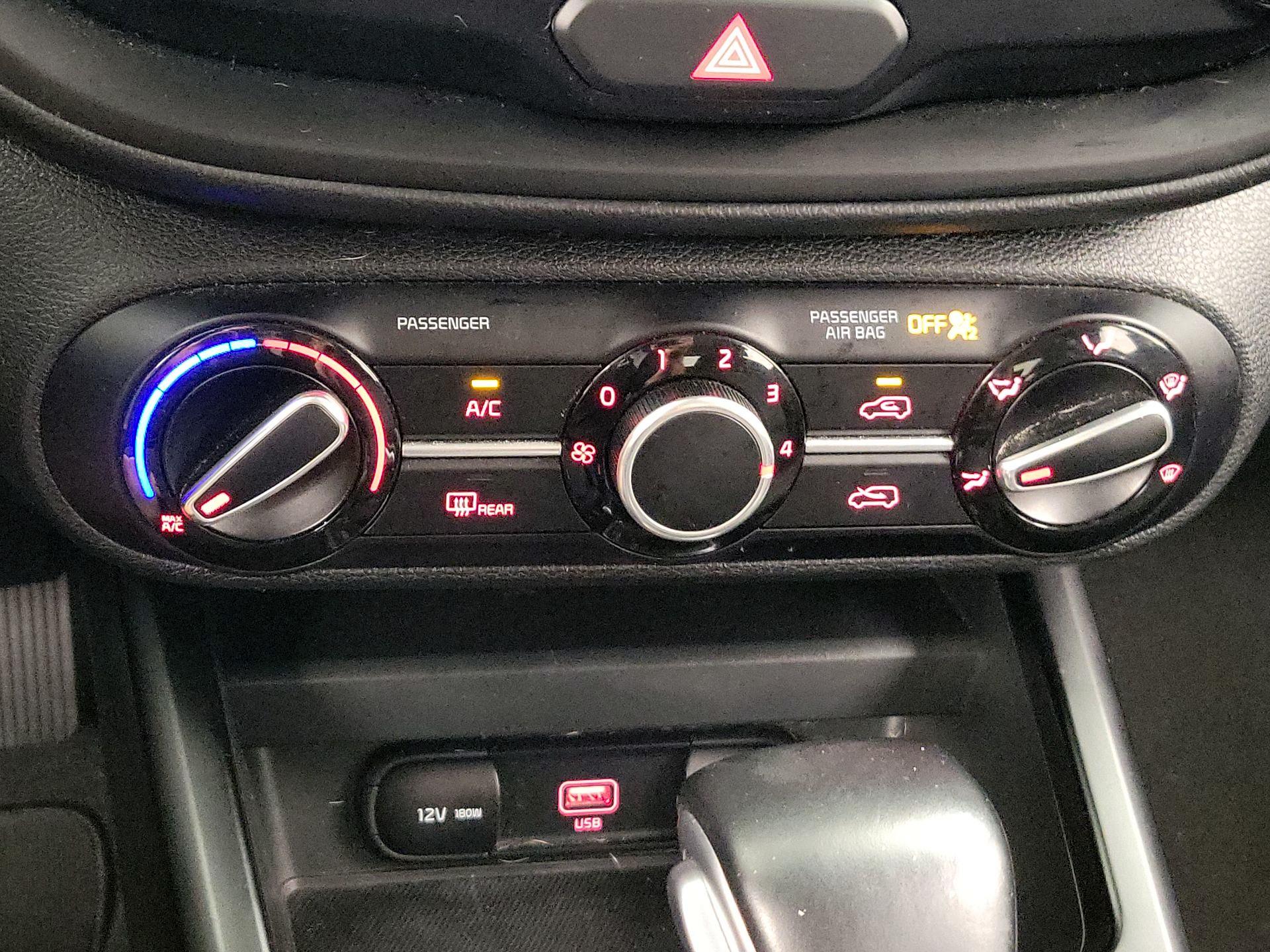 Thumbnail: 2021 Kia Soul - 16