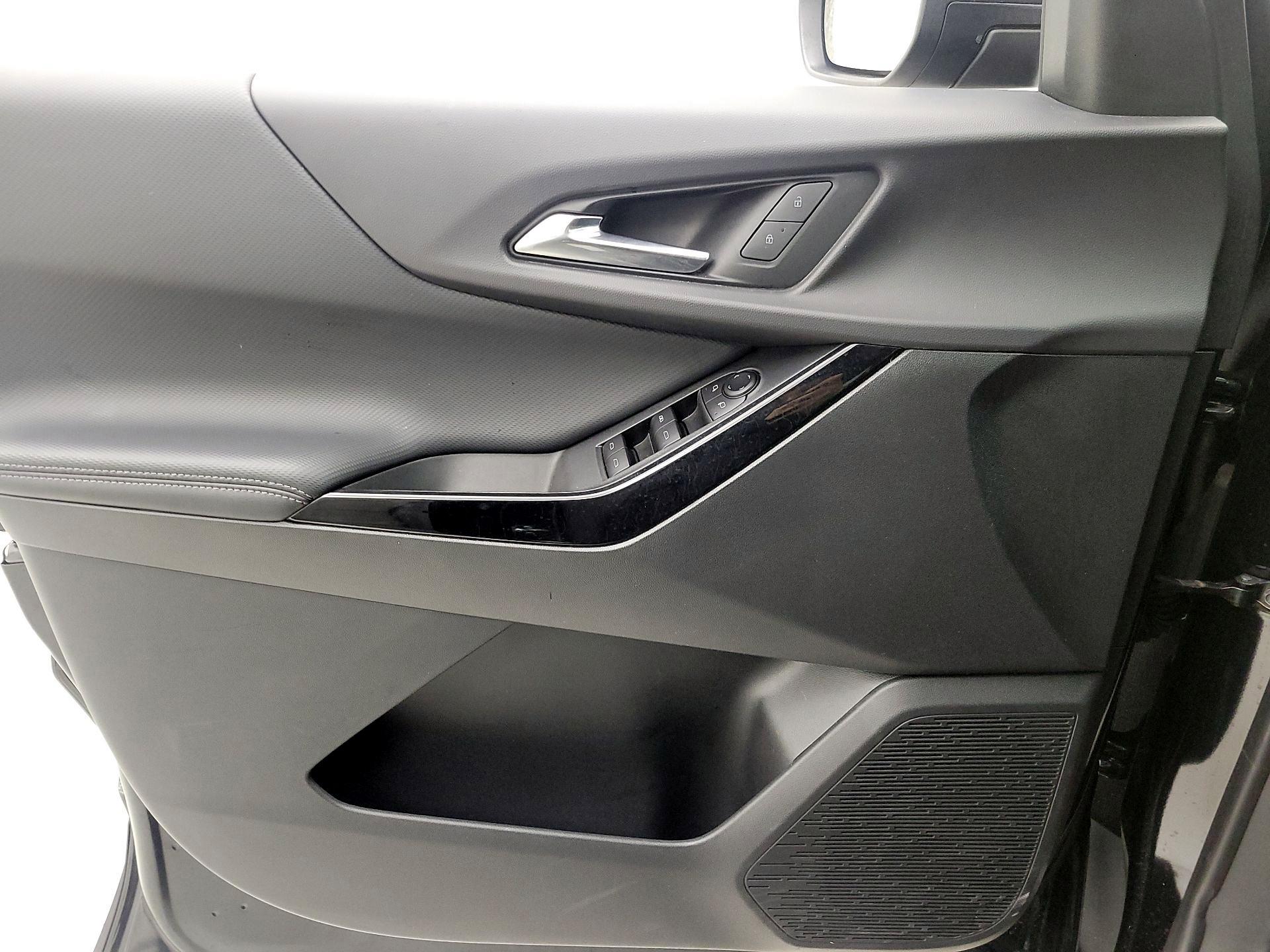 Thumbnail: 2025 Chevrolet Equinox - 12