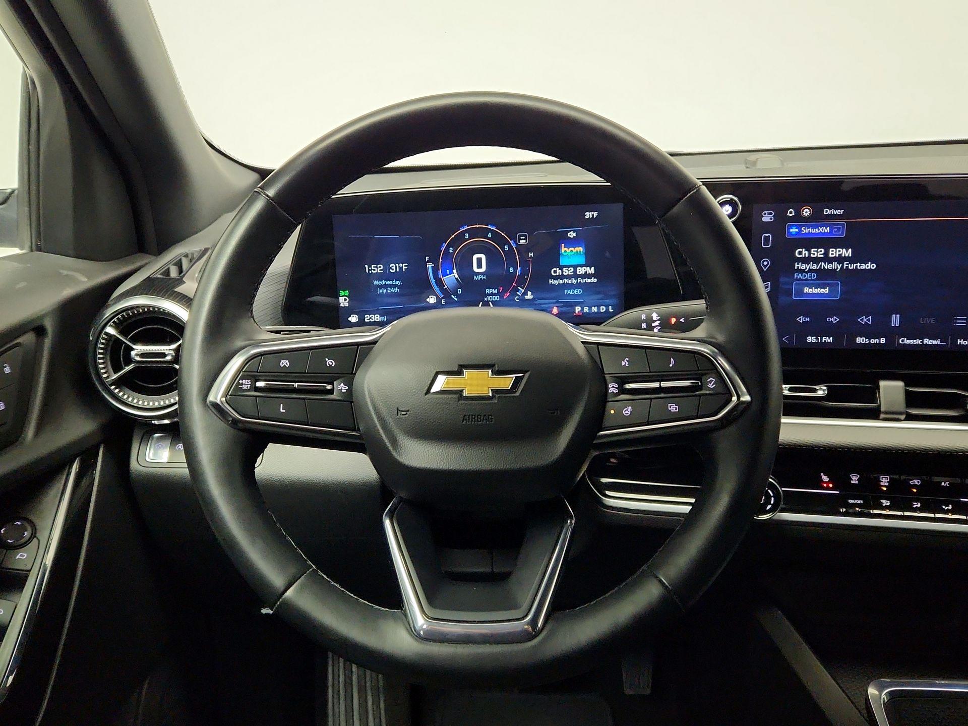 Thumbnail: 2025 Chevrolet Equinox - 10