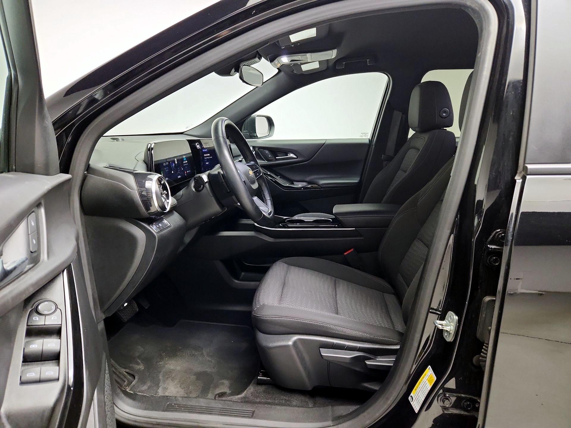 Thumbnail: 2025 Chevrolet Equinox - 11