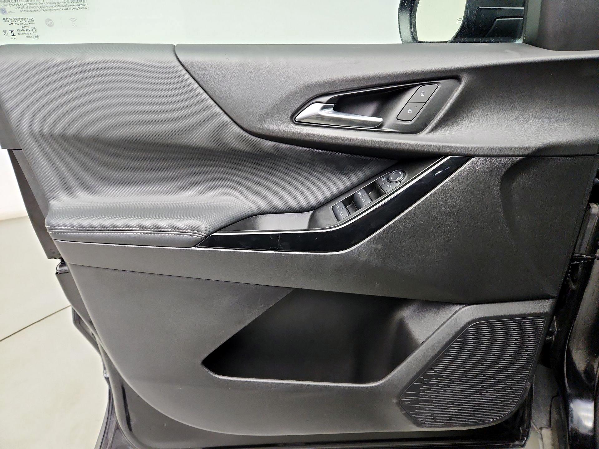 Thumbnail: 2025 Chevrolet Equinox - 12