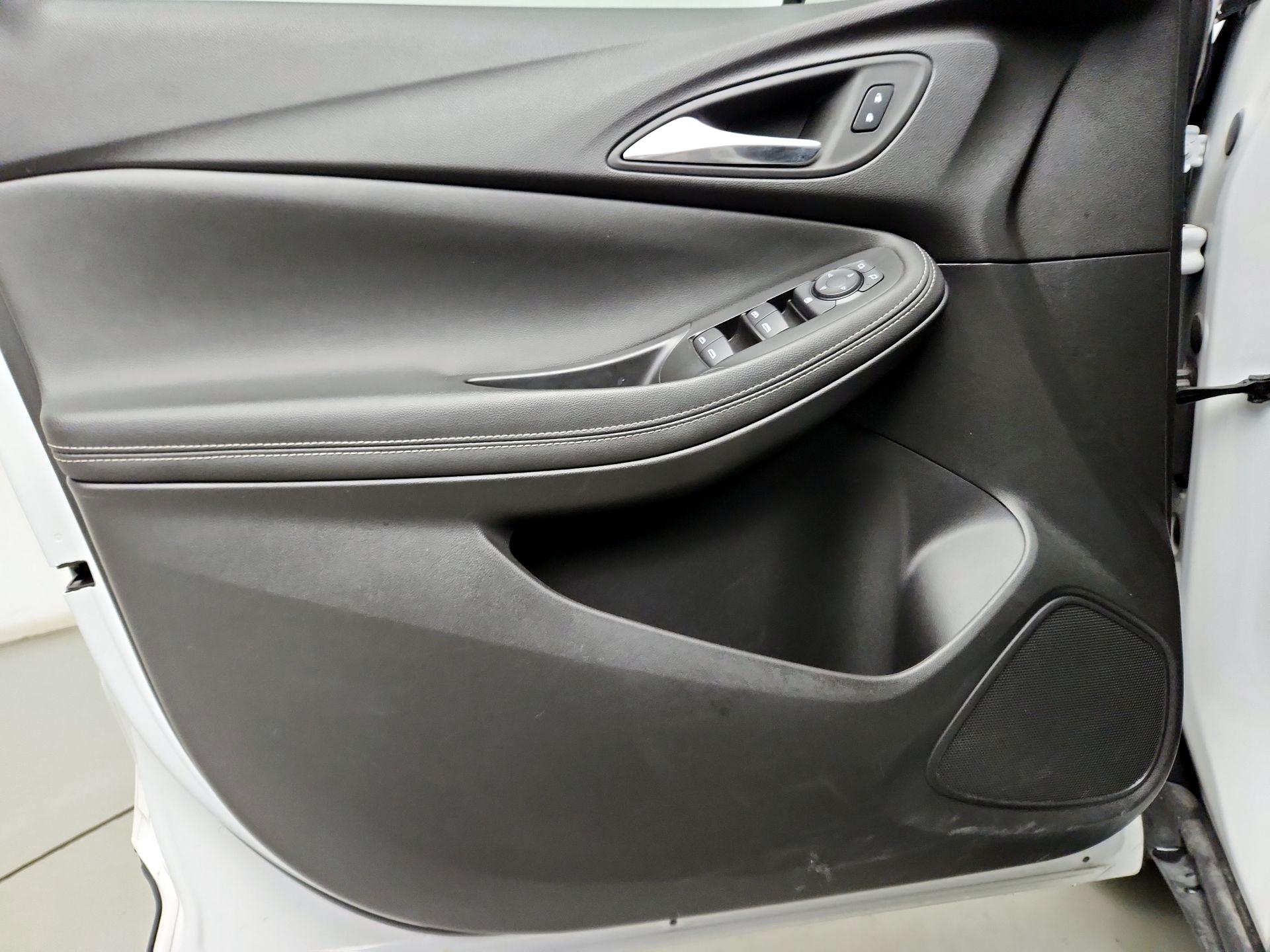 Thumbnail: 2025 Buick Encore GX - 12