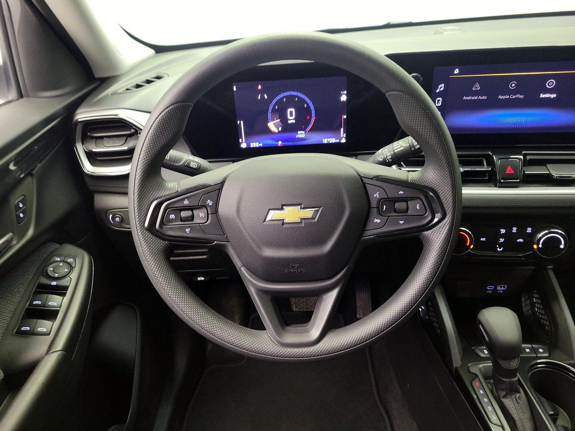 Thumbnail: 2025 Chevrolet TrailBlazer - 10