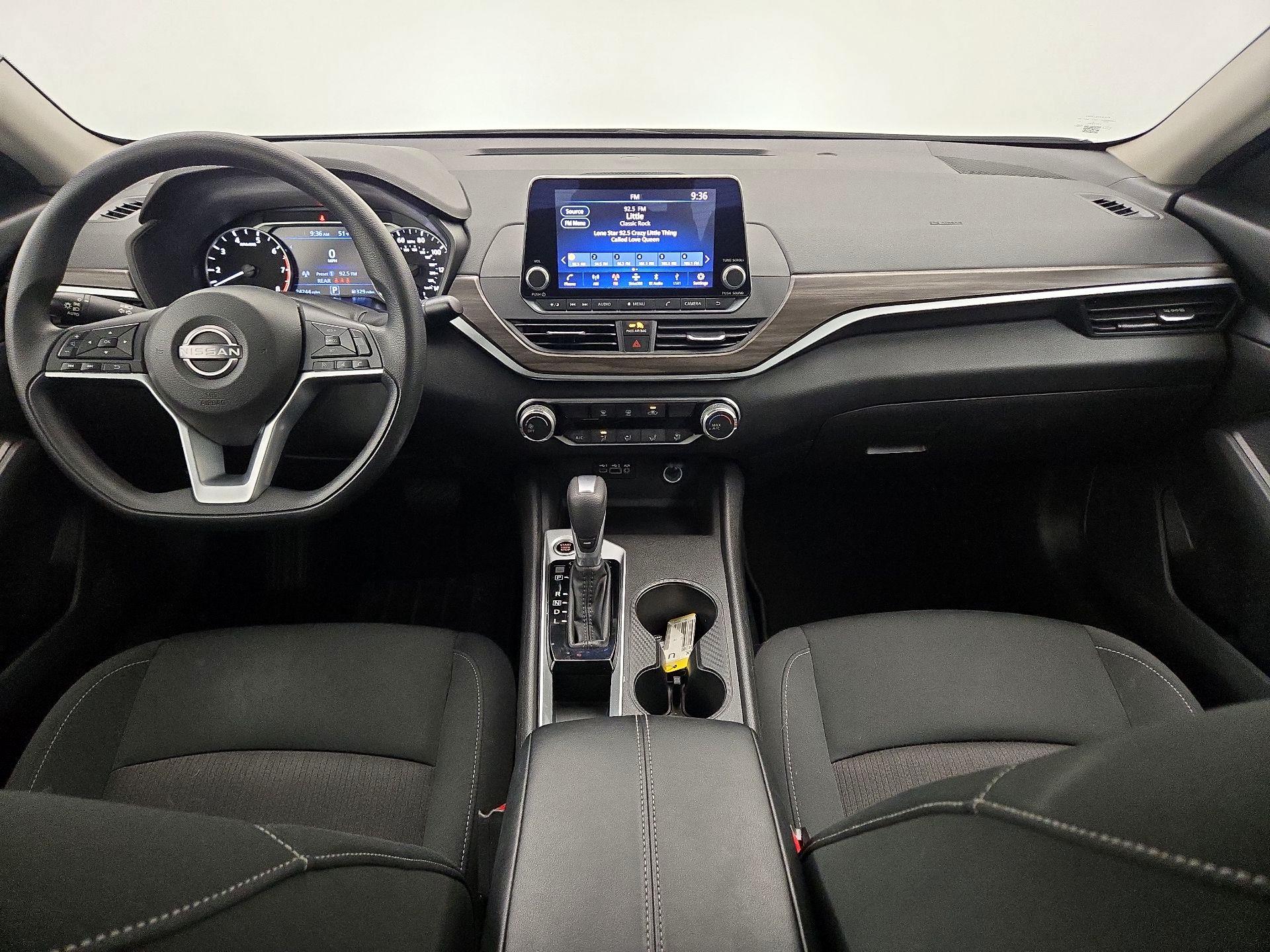 Thumbnail: 2025 Nissan Altima - 9