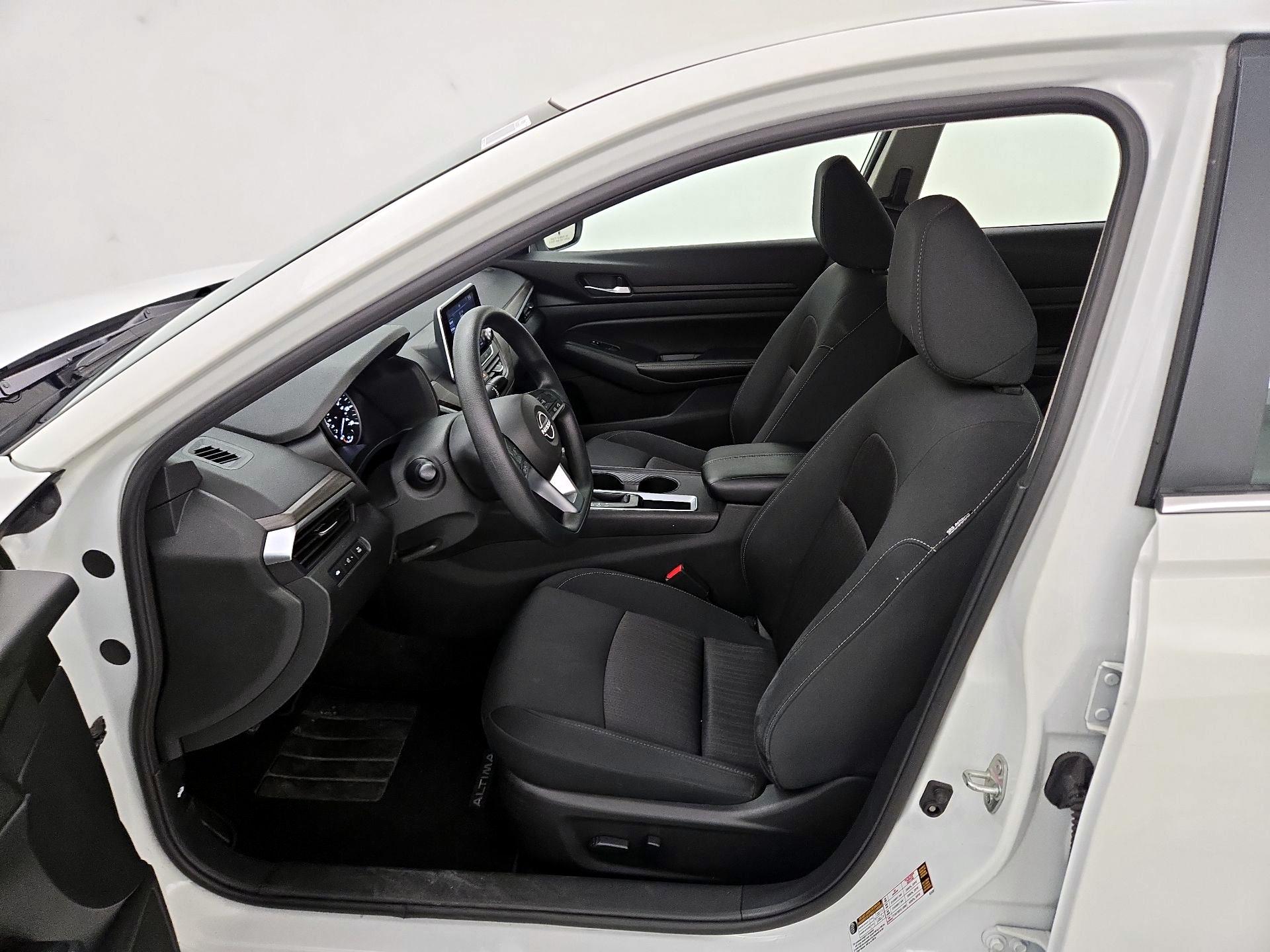 Thumbnail: 2025 Nissan Altima - 11