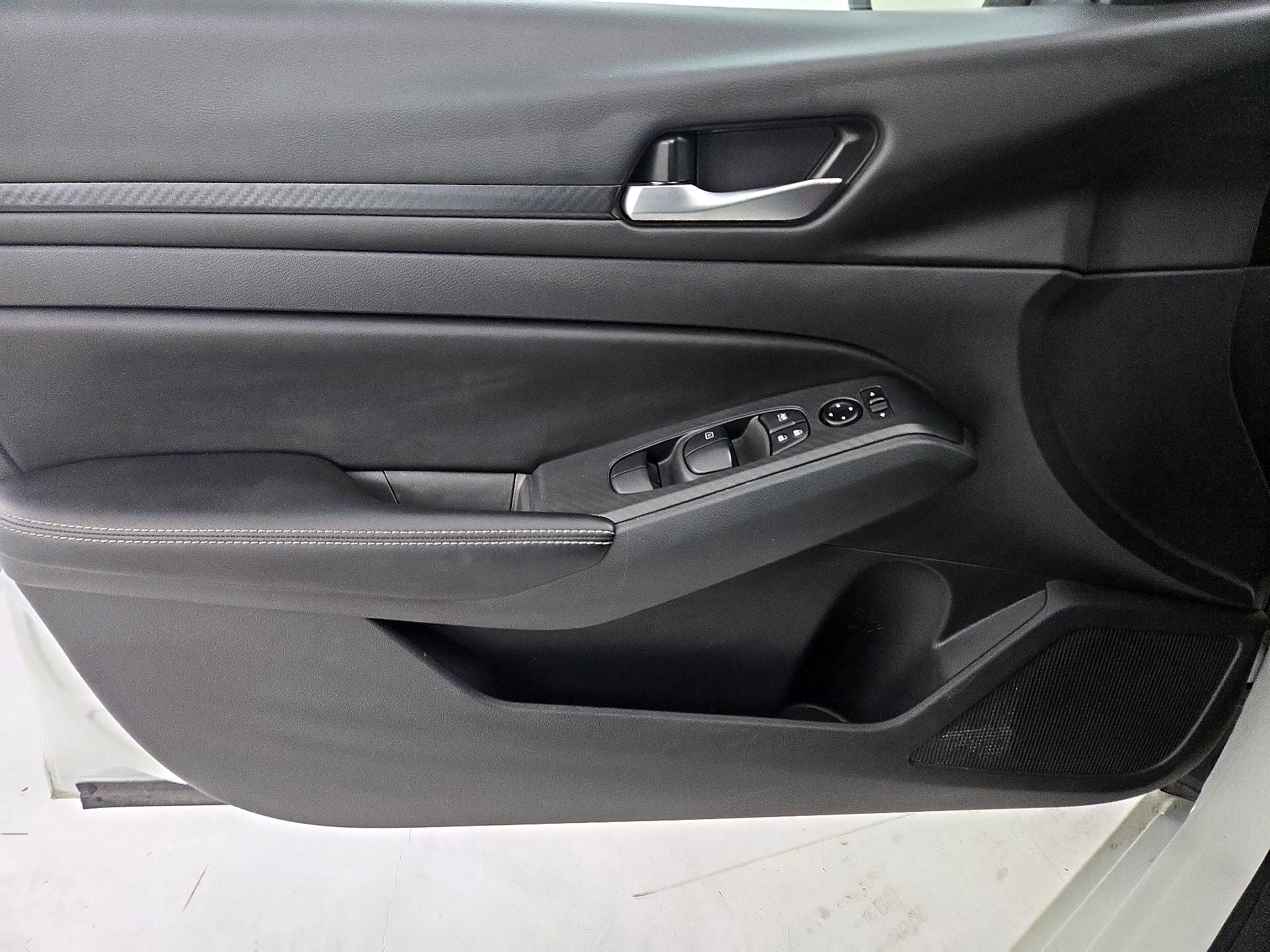 Thumbnail: 2025 Nissan Altima - 12