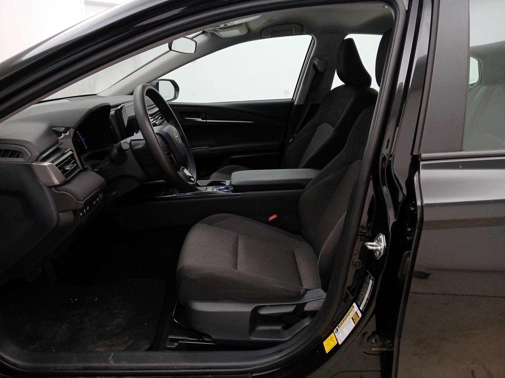 Thumbnail: 2025 Toyota Camry - 11