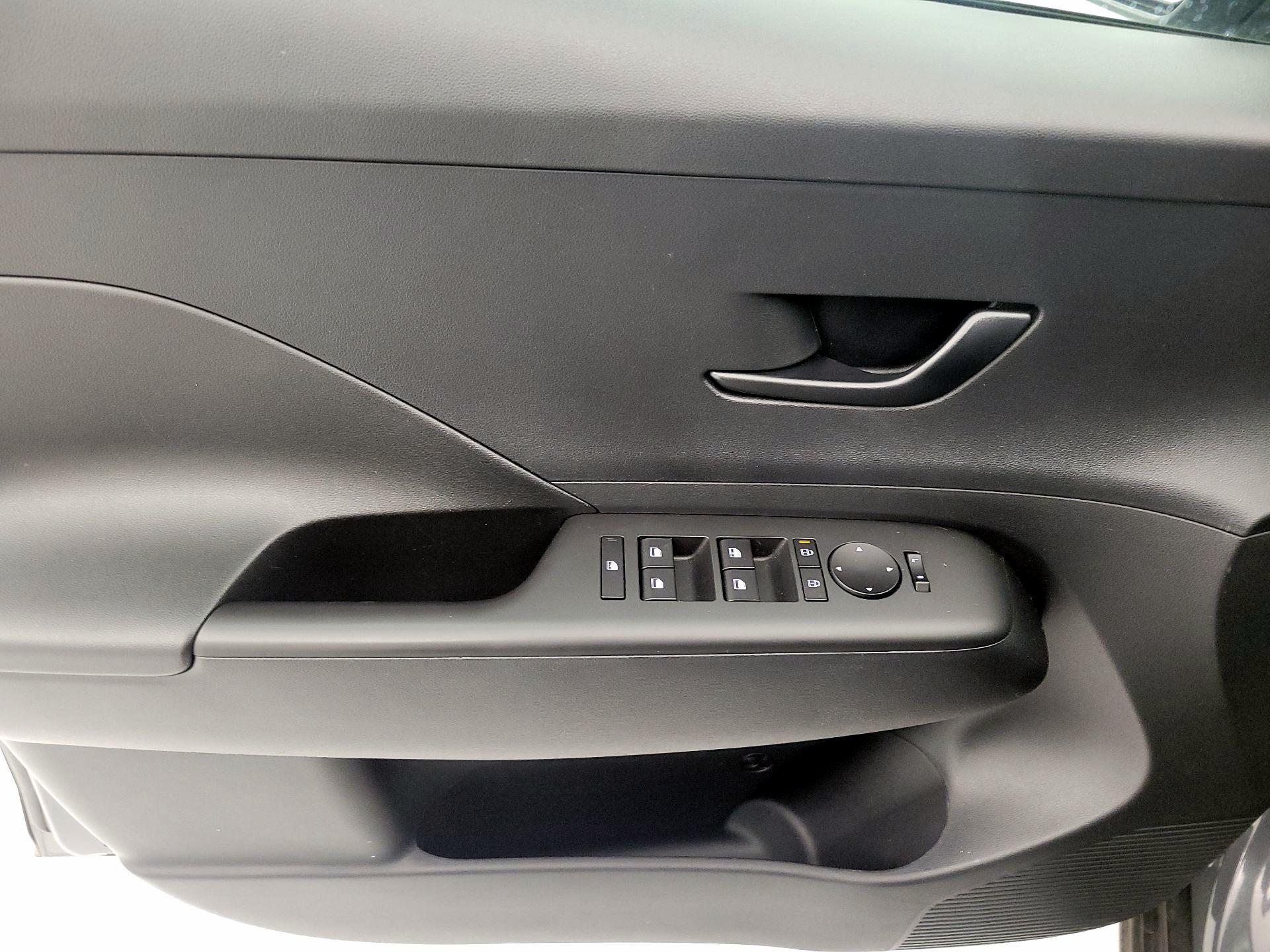 Thumbnail: 2025 Hyundai Kona - 12