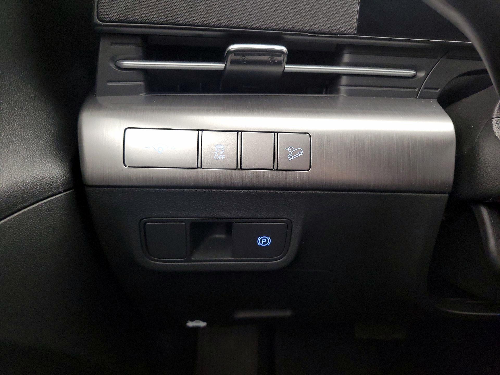 Thumbnail: 2025 Hyundai Kona - 13