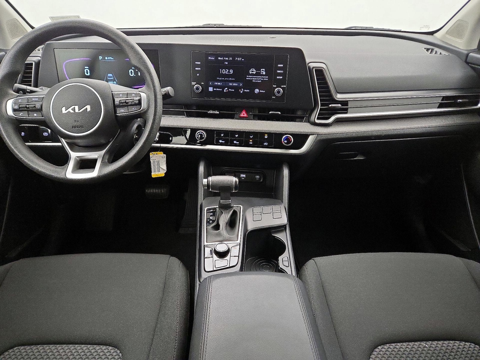 2025 Kia Sportage LX - Photo 10