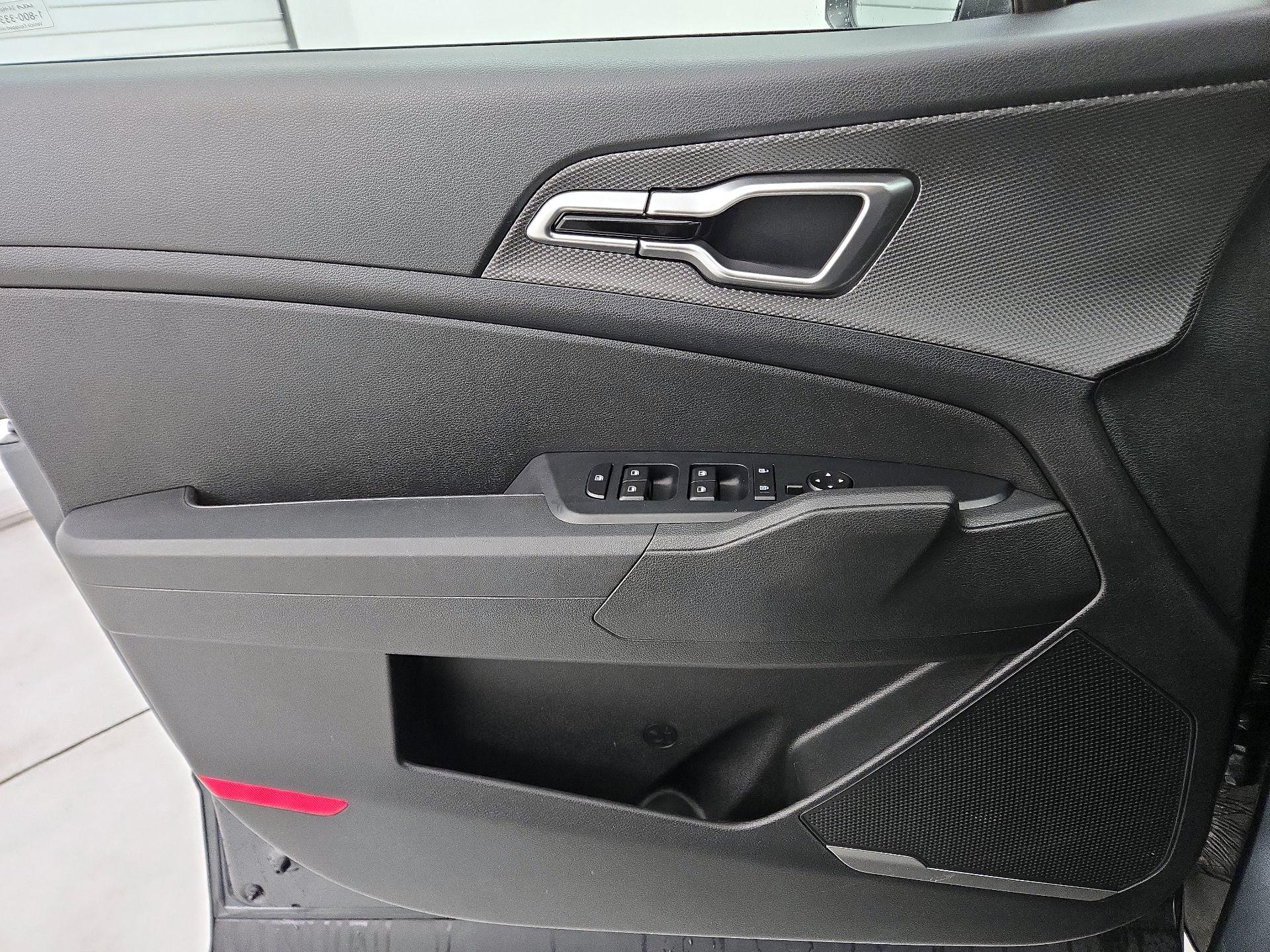 Thumbnail: 2025 Kia Sportage - 12