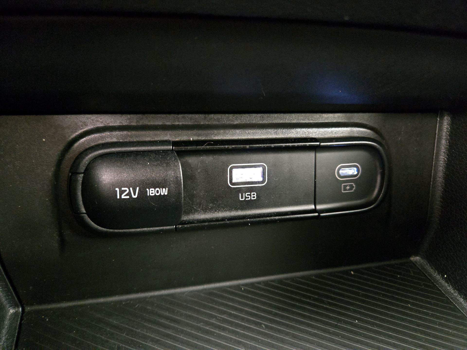 Thumbnail: 2025 Kia Sportage - 18